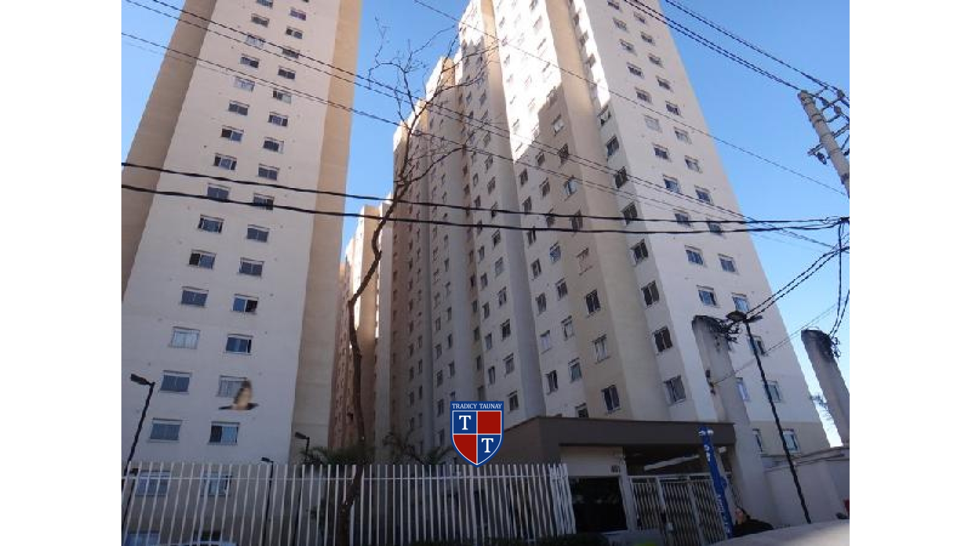 APARTAMENTO em PARQUE NOVO MUNDO