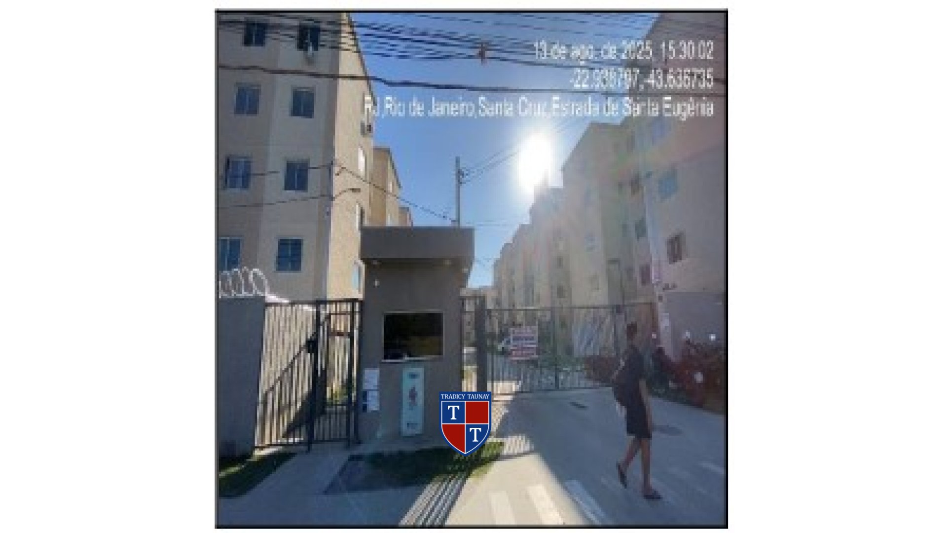 APARTAMENTO em SANTA CRUZ