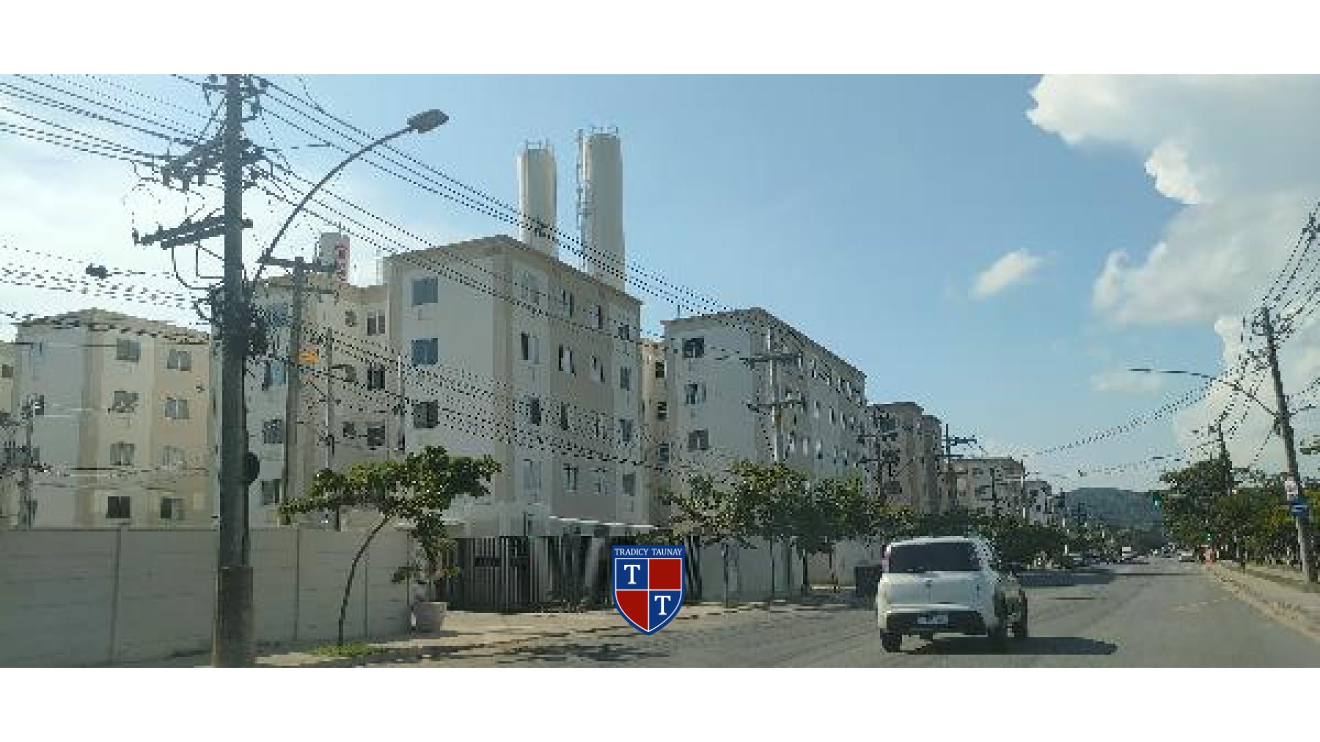 APARTAMENTO em SANTA CRUZ