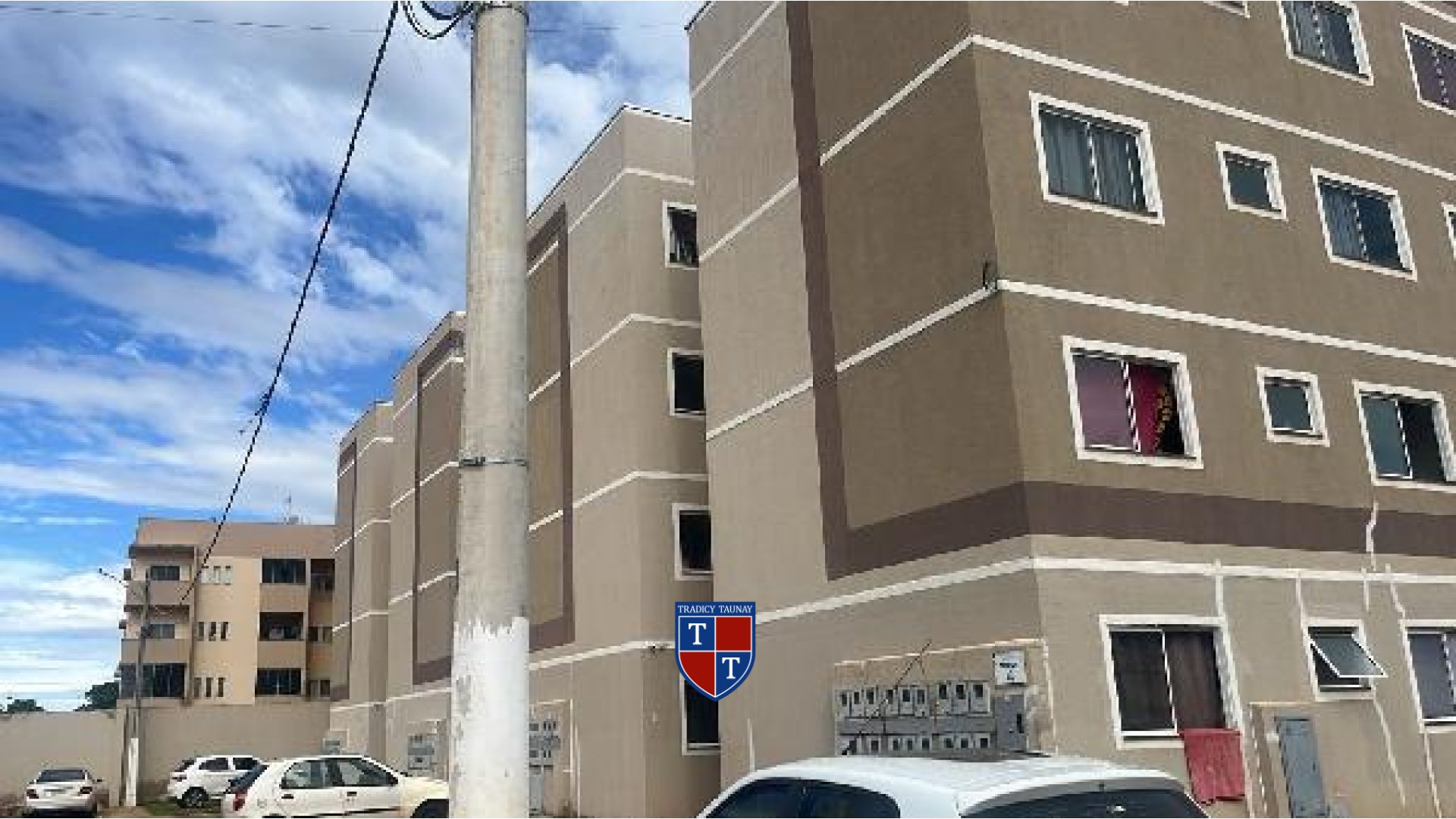 APARTAMENTO em MANSOES CENTRO OESTE