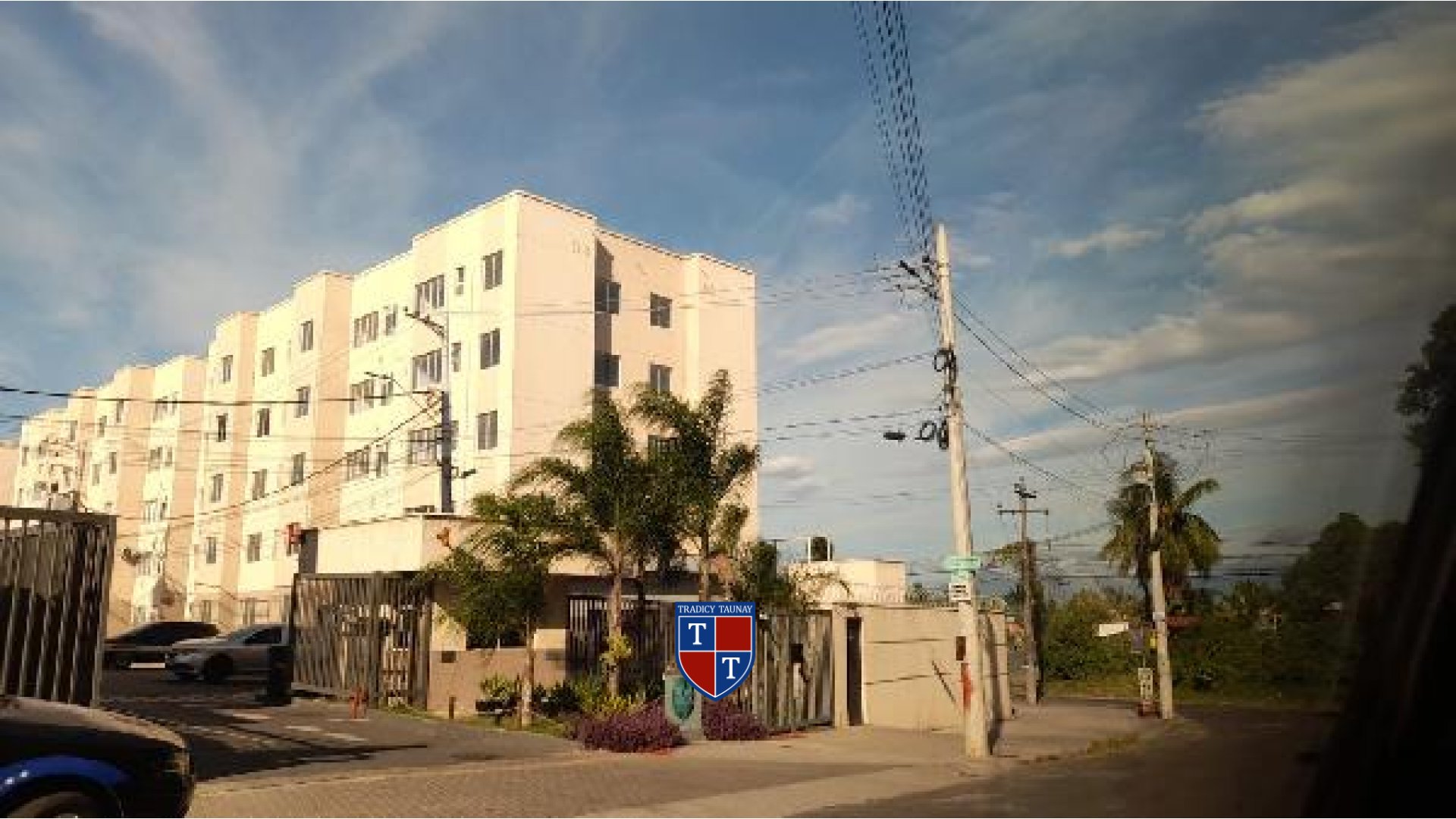 APARTAMENTO em SANTA CRUZ