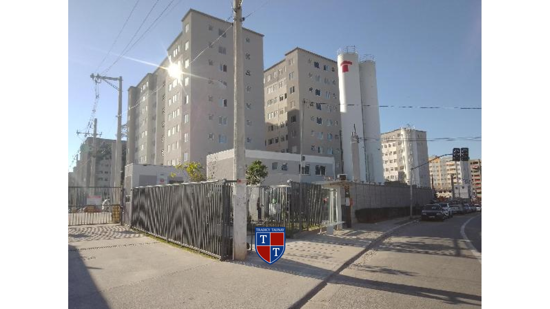 APARTAMENTO em JARDIM HELIAN