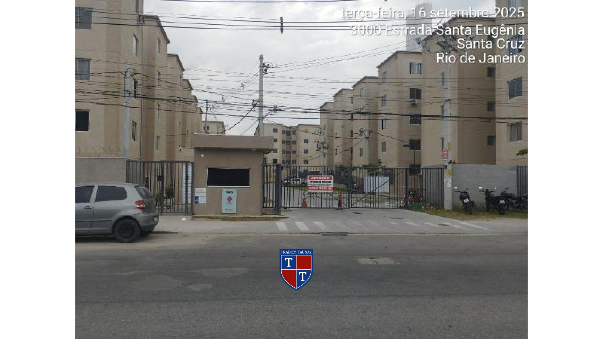 APARTAMENTO em SANTA CRUZ