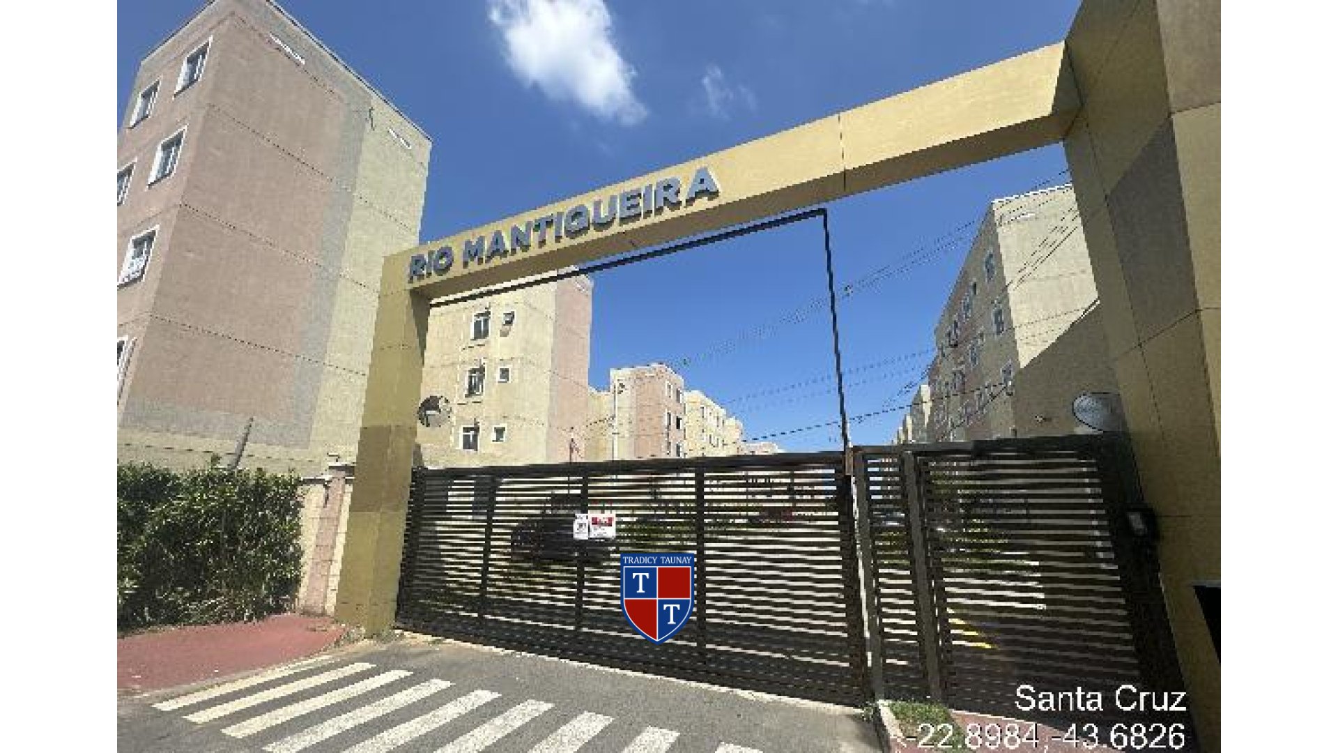 APARTAMENTO em SANTA CRUZ