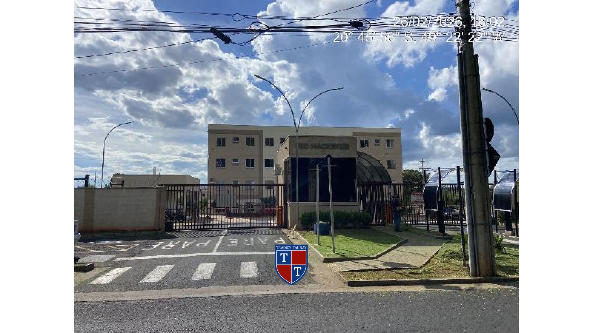 APARTAMENTO em DISTRITO INDUSTRIAL WALDEMAR DE OLIVEIRA