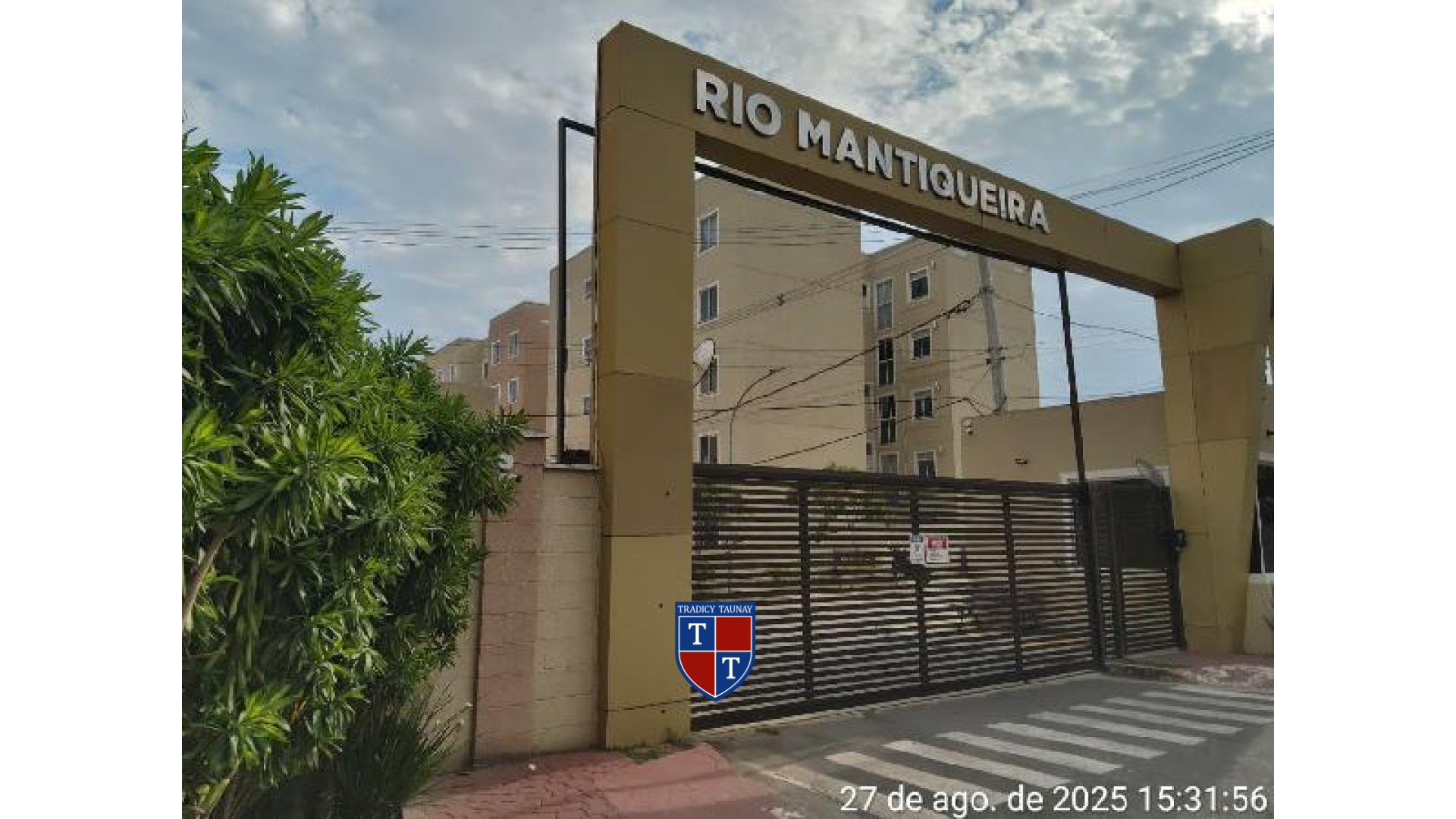 APARTAMENTO em SANTA CRUZ
