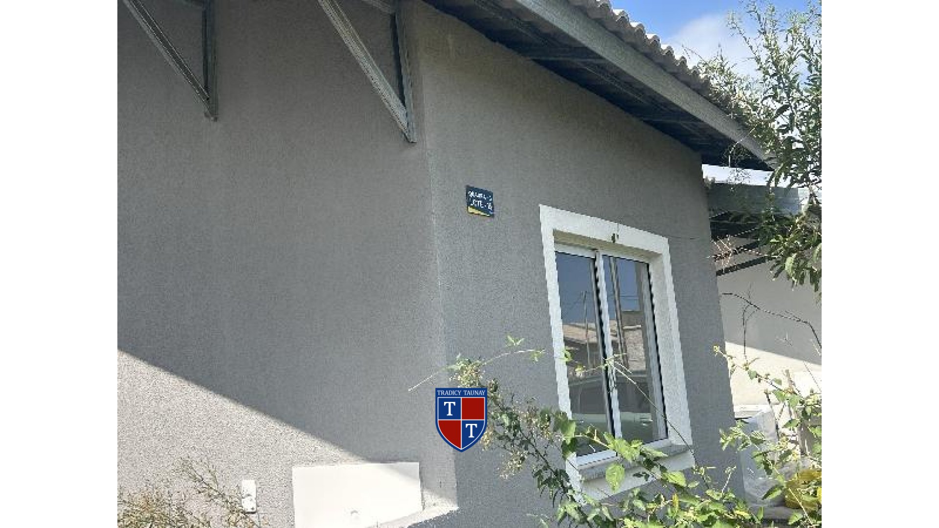 CASA em CALUGE
