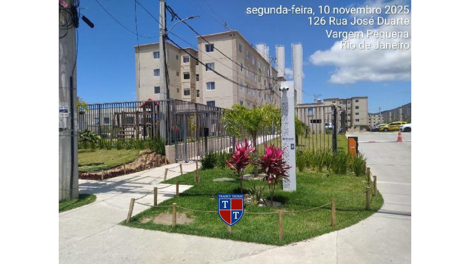 APARTAMENTO em VARGEM PEQUENA