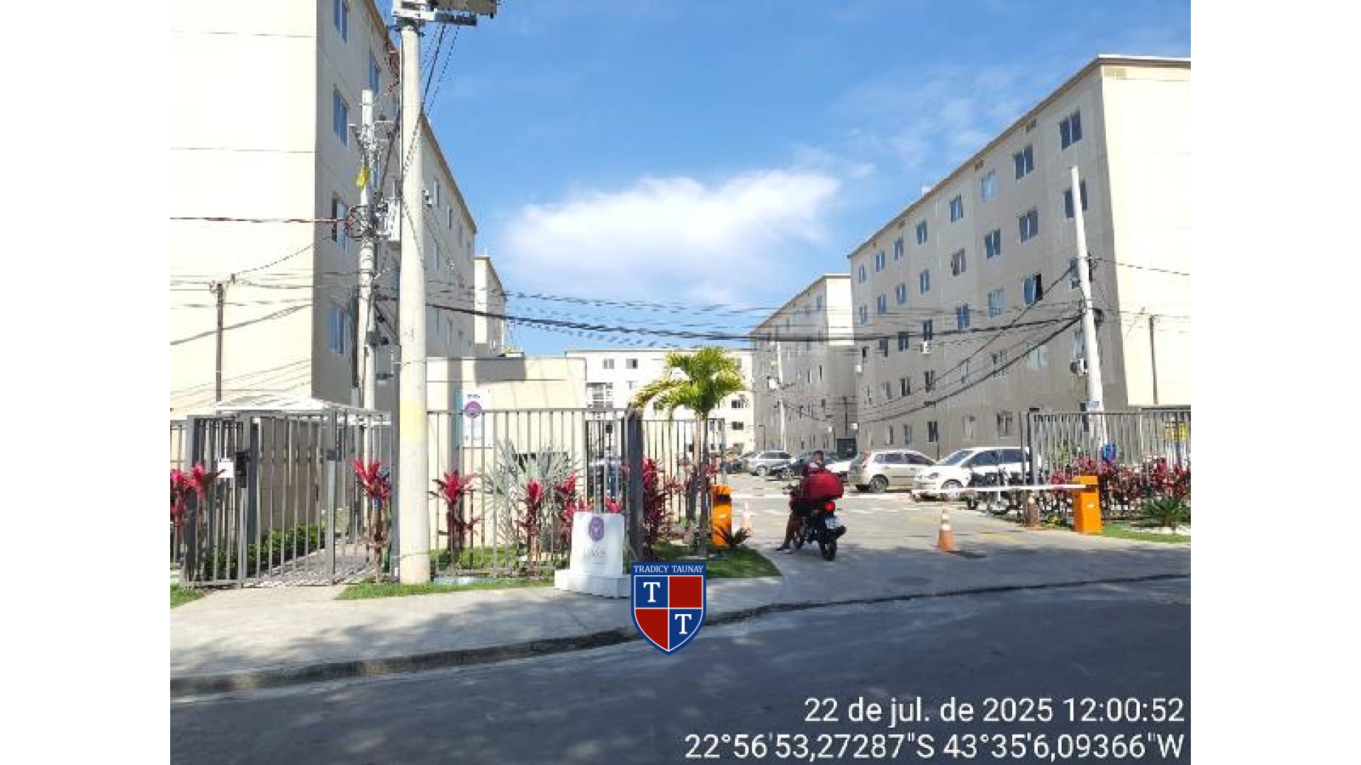 APARTAMENTO em GUARATIBA