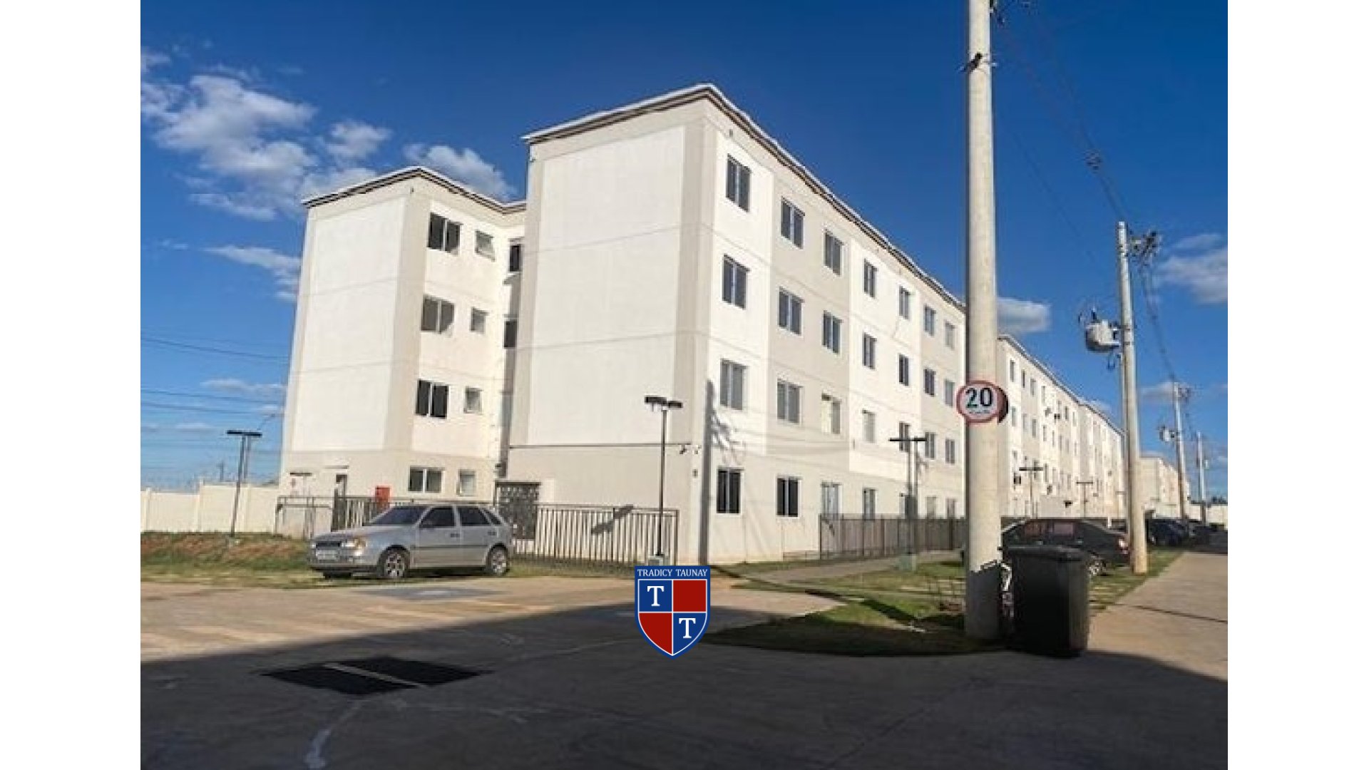 APARTAMENTO em RESIDENCIAL FLORES DO CERRADO