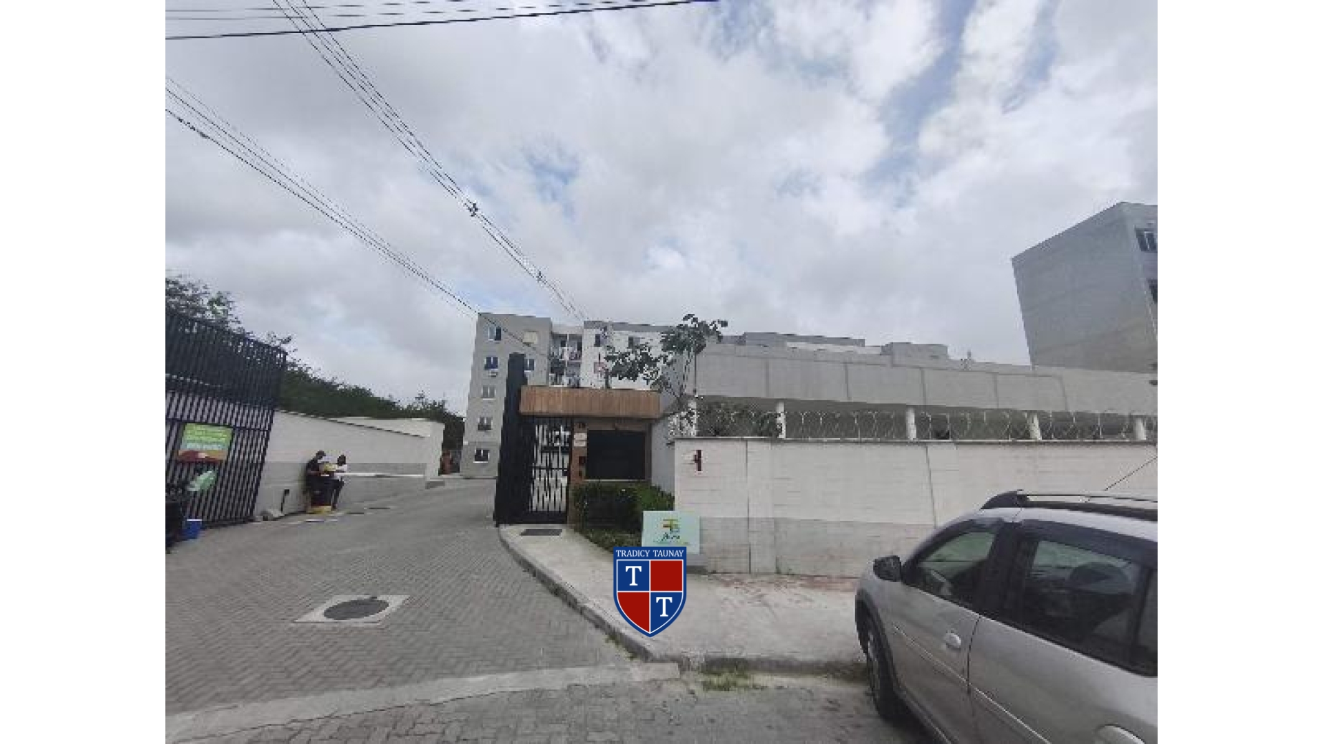 APARTAMENTO em GUARATIBA
