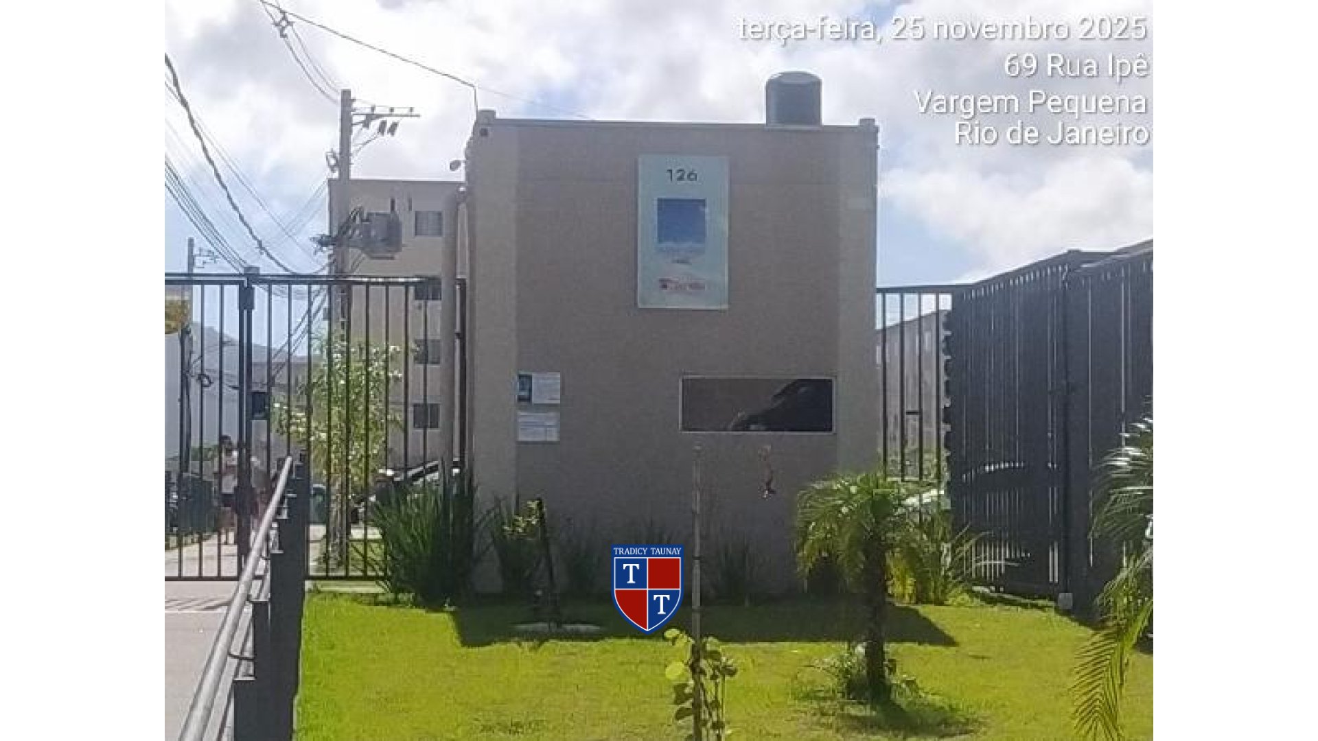 APARTAMENTO em VARGEM PEQUENA