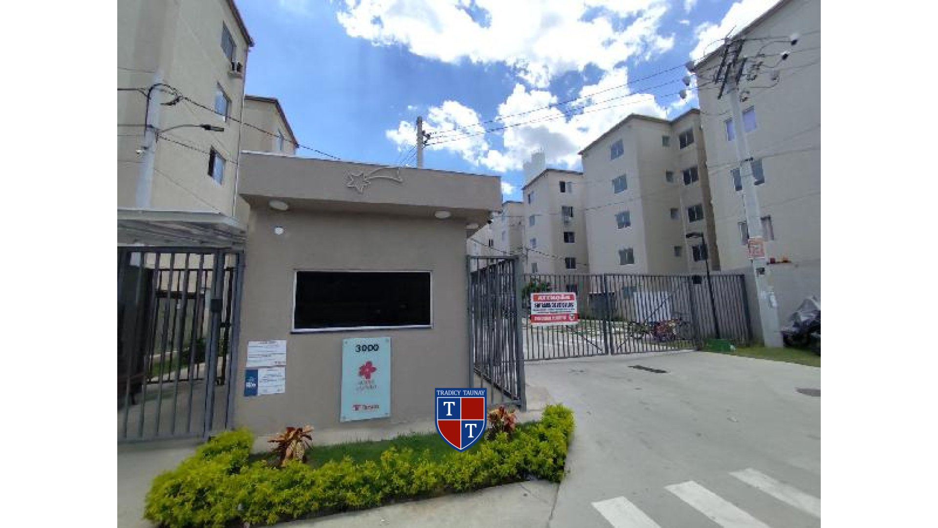 APARTAMENTO em SANTA CRUZ