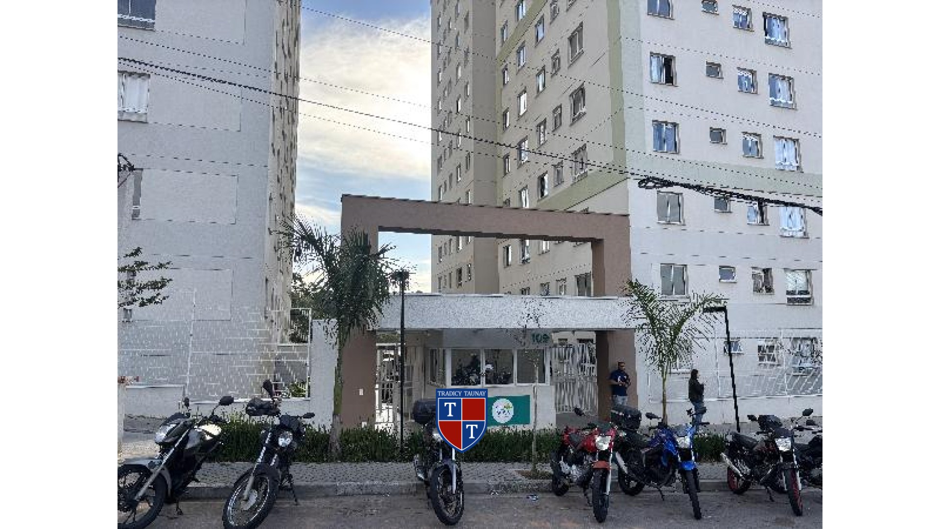 APARTAMENTO em POUSADA DOS BANDEIRANTES
