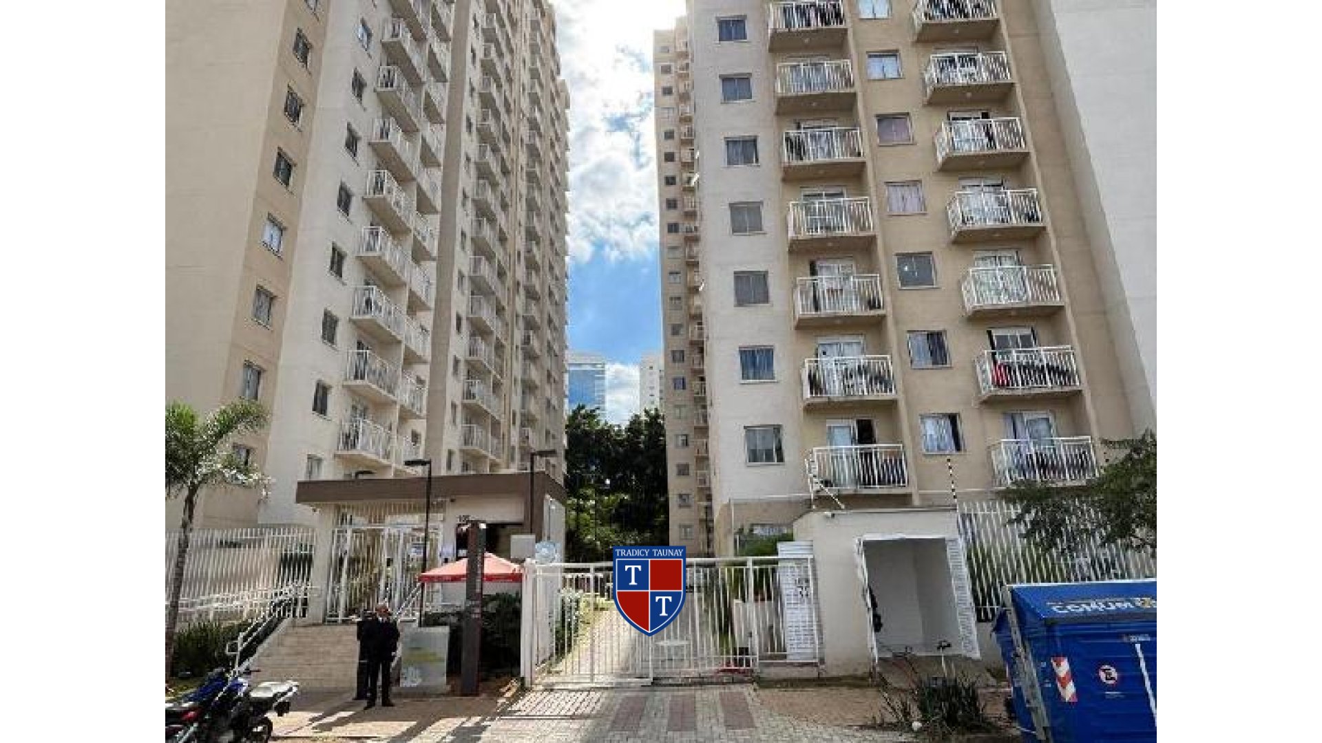 APARTAMENTO em PARQUE INDUSTRIAL TOMAS EDSON