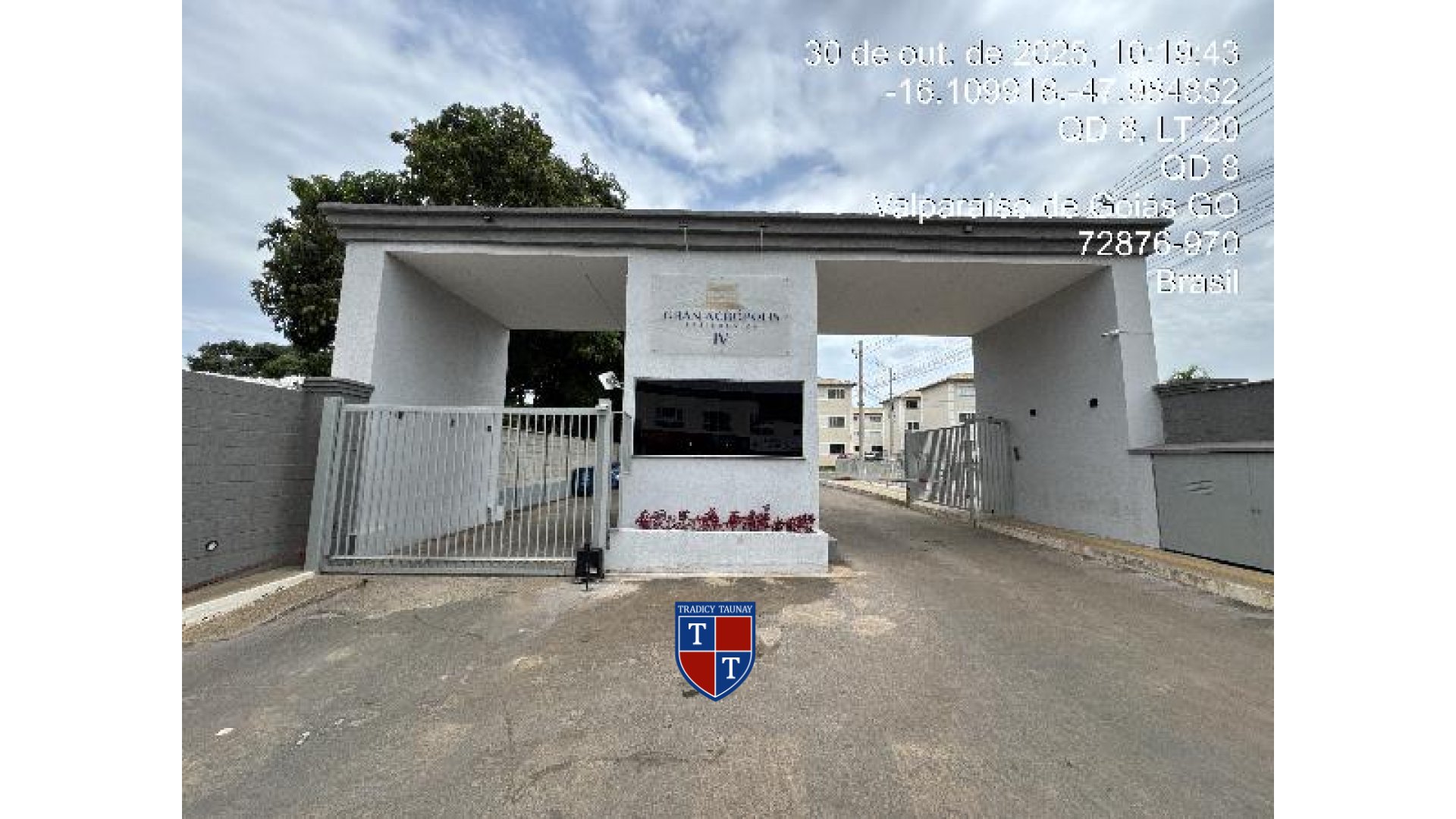 APARTAMENTO em CHACARAS E MANSOES SANTA MARIA