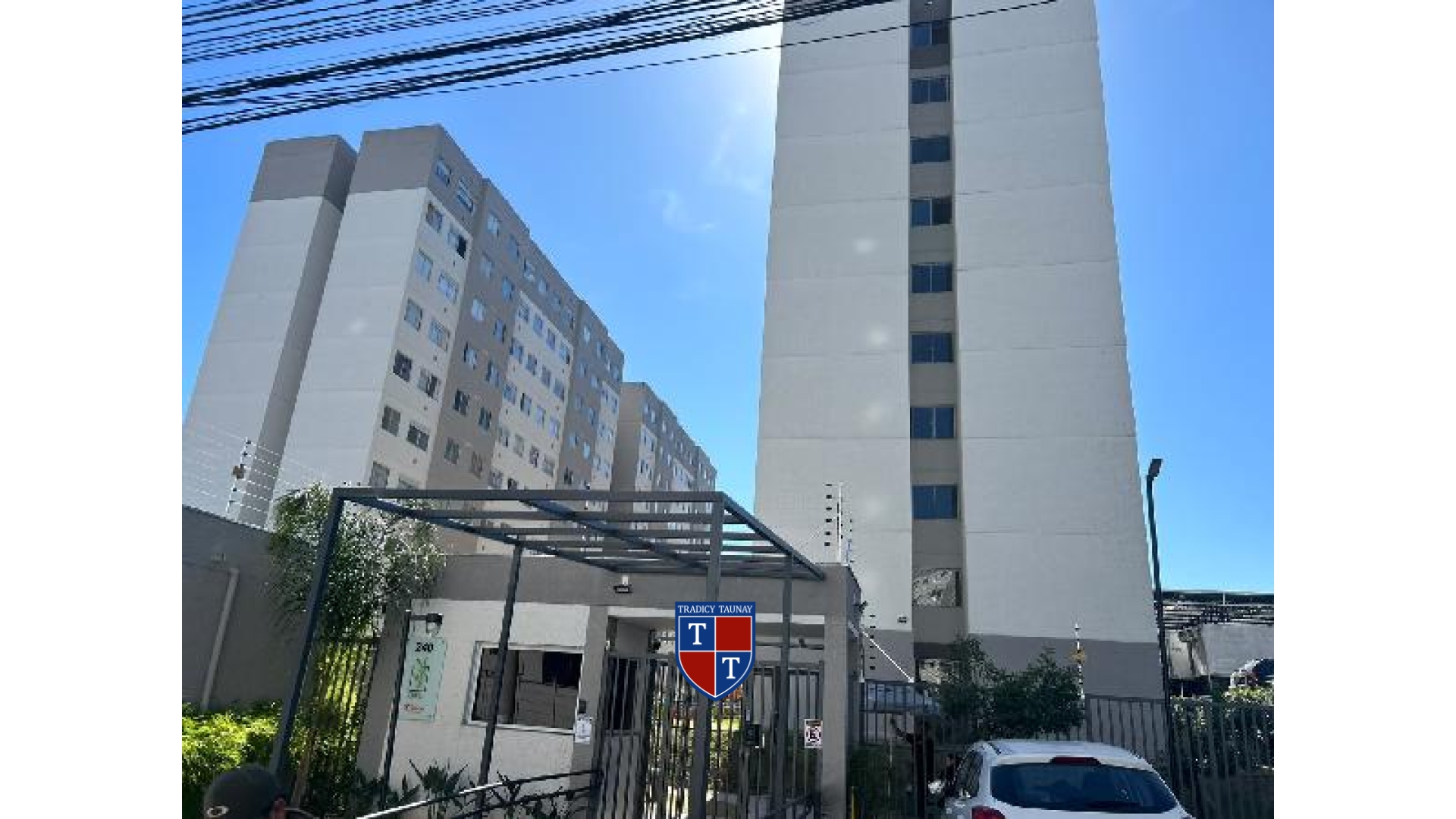 APARTAMENTO em JARDIM GILDA MARIA