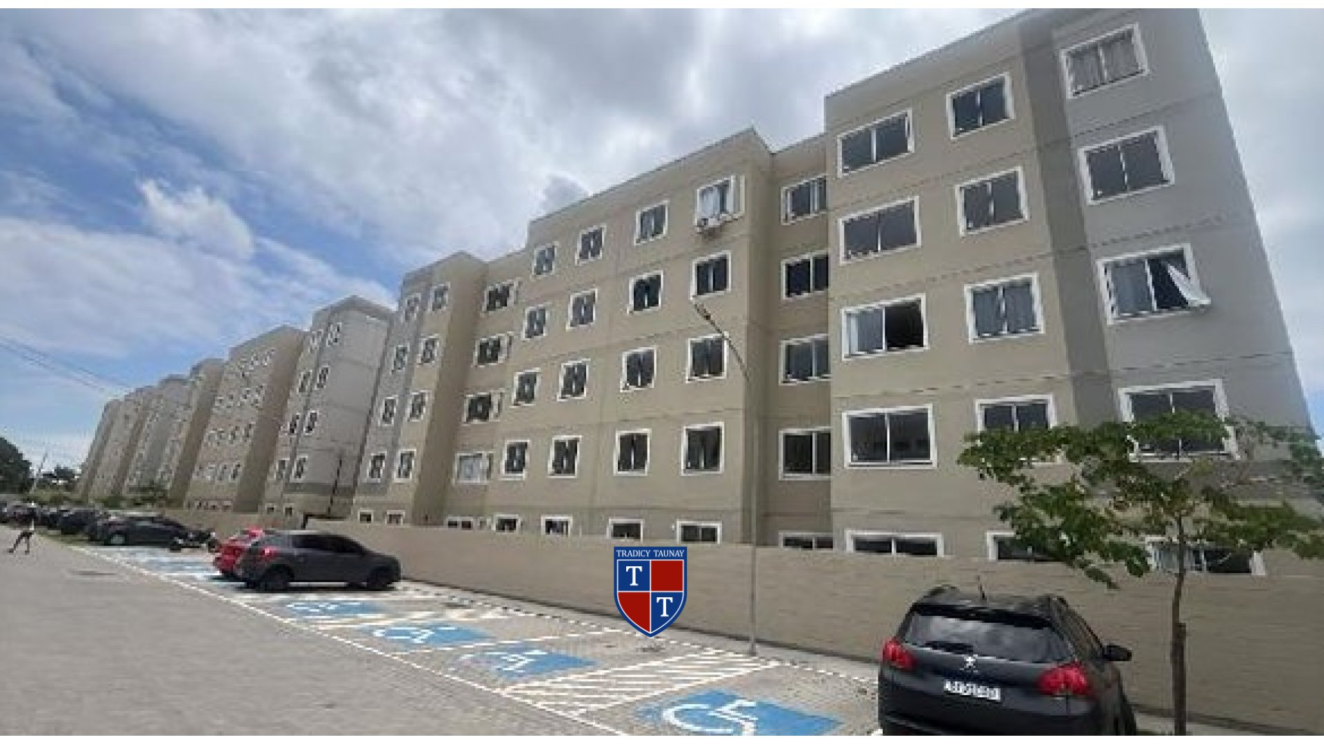 APARTAMENTO em GUARATIBA