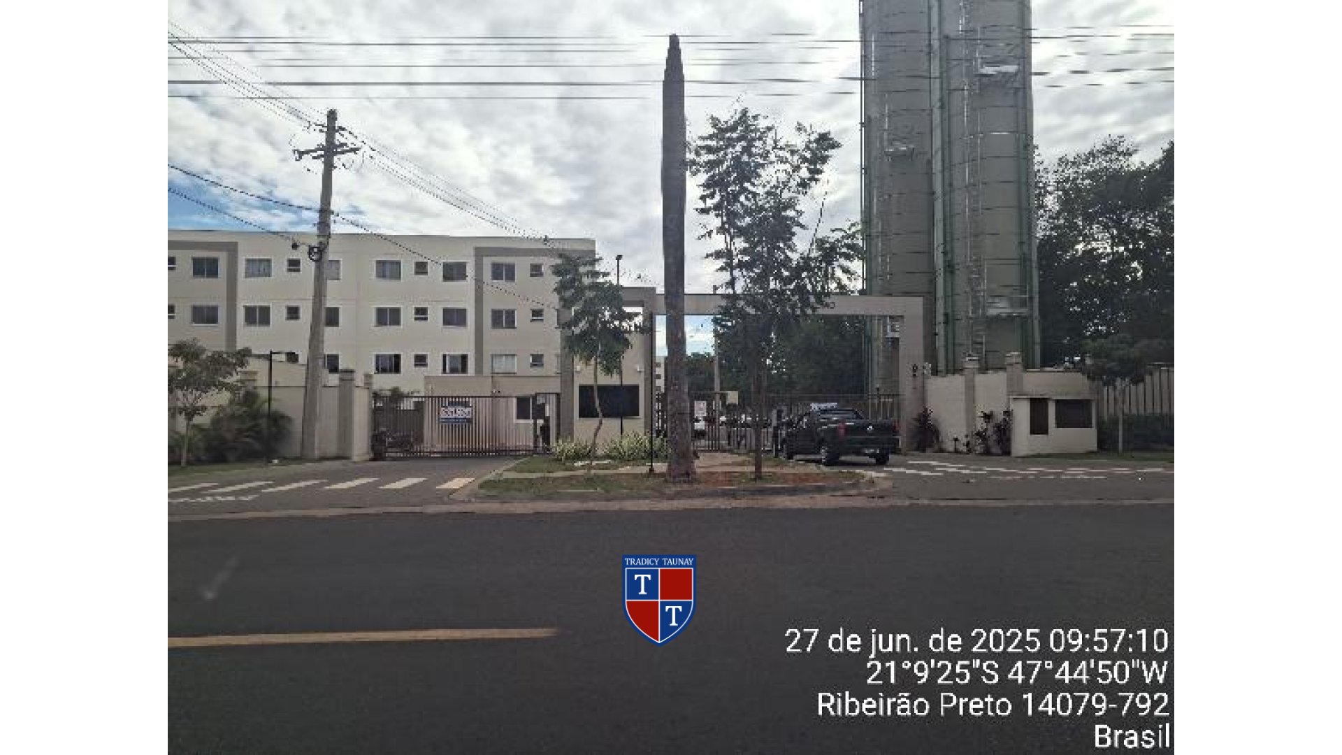 APARTAMENTO em RESERVA OURO BRANCO