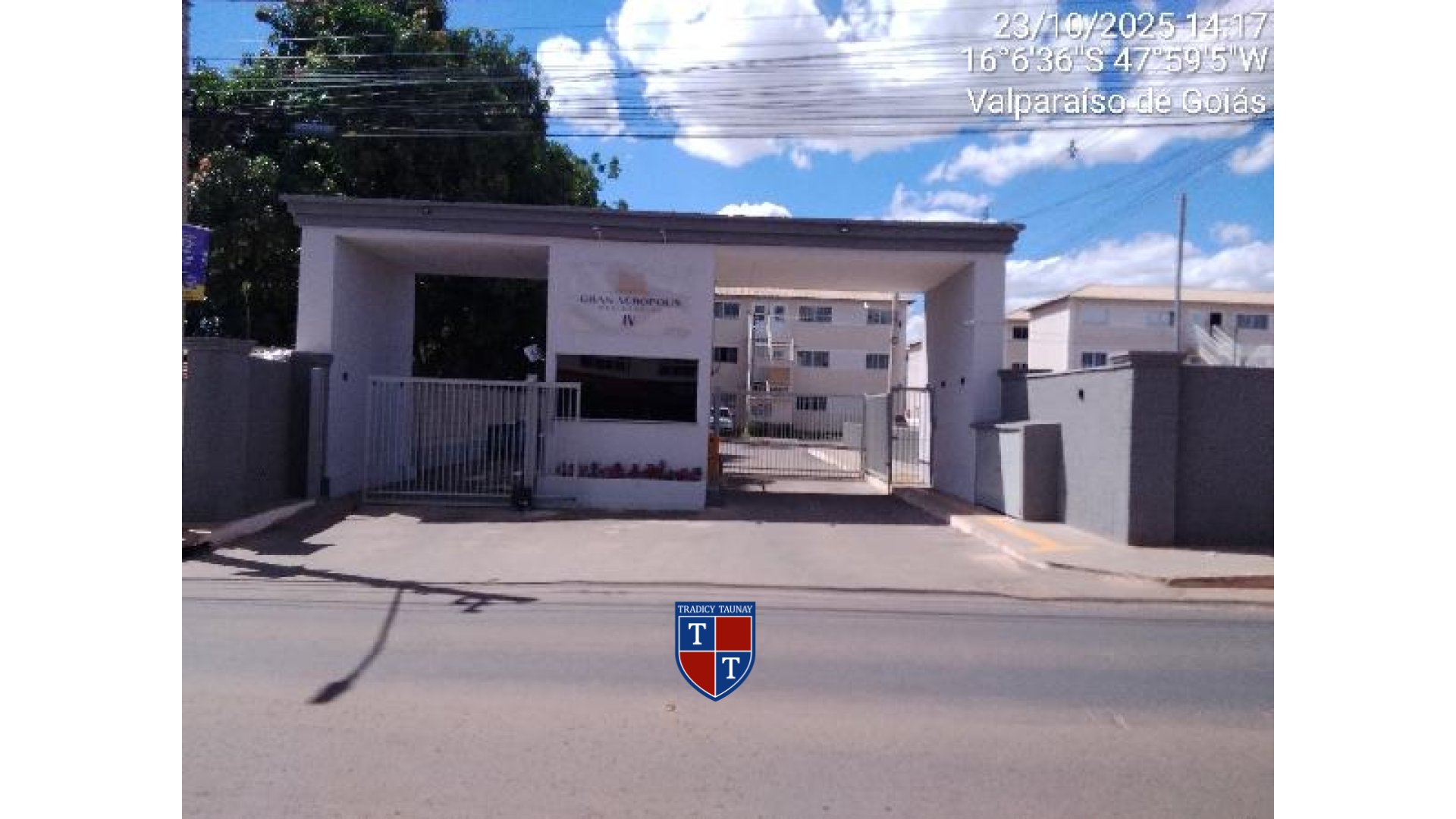 APARTAMENTO em CHACARAS E MANSOES SANTA MARIA