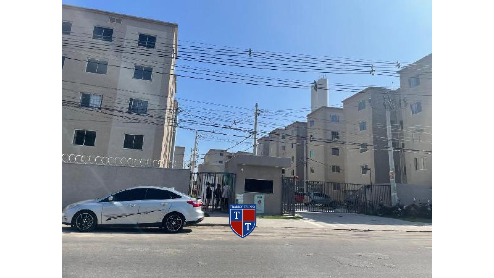 APARTAMENTO em SANTA CRUZ