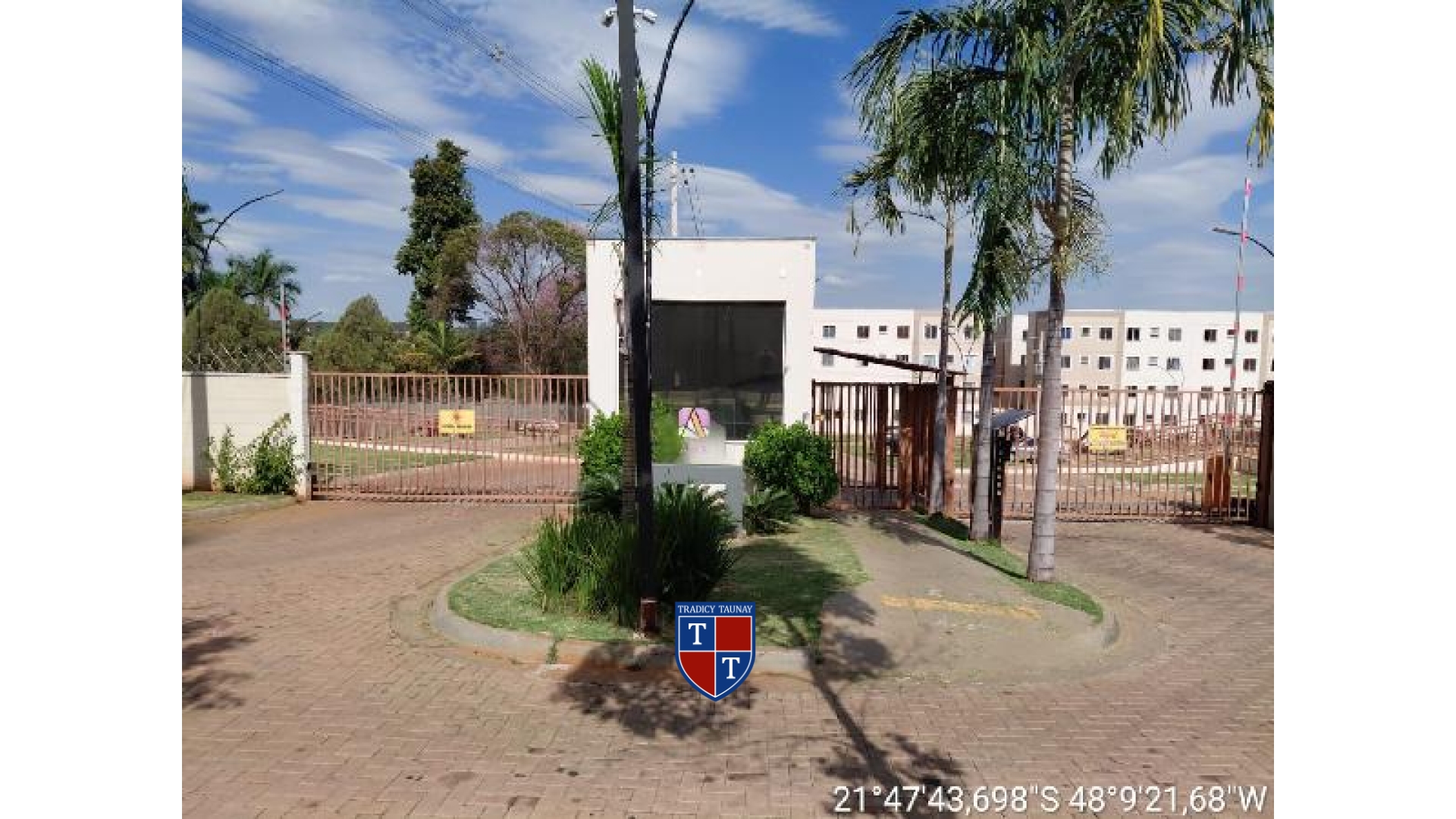 APARTAMENTO em VILA XAVIER