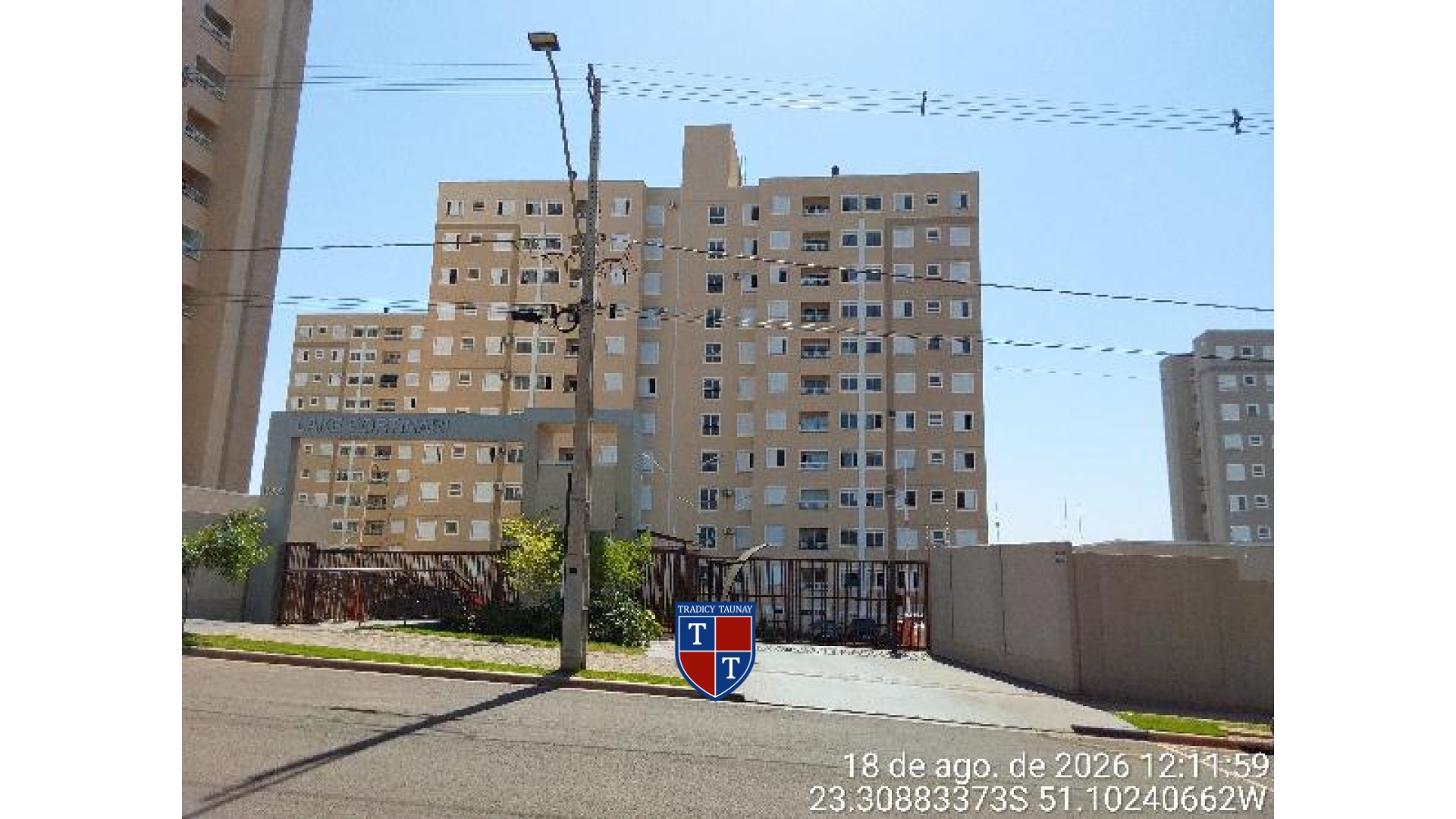 APARTAMENTO em ACQUAVILLE IV