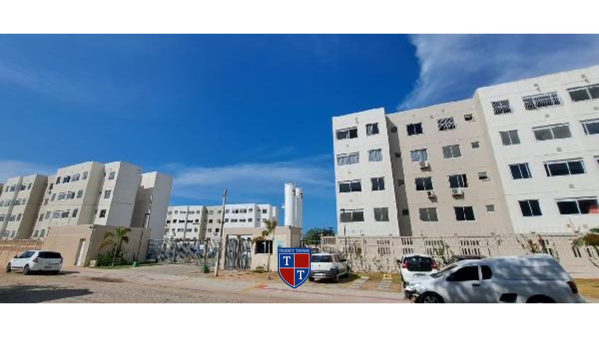 APARTAMENTO em NOVO MONDUBIM