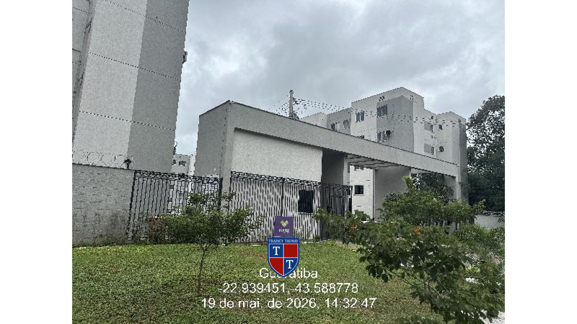 APARTAMENTO em GUARATIBA