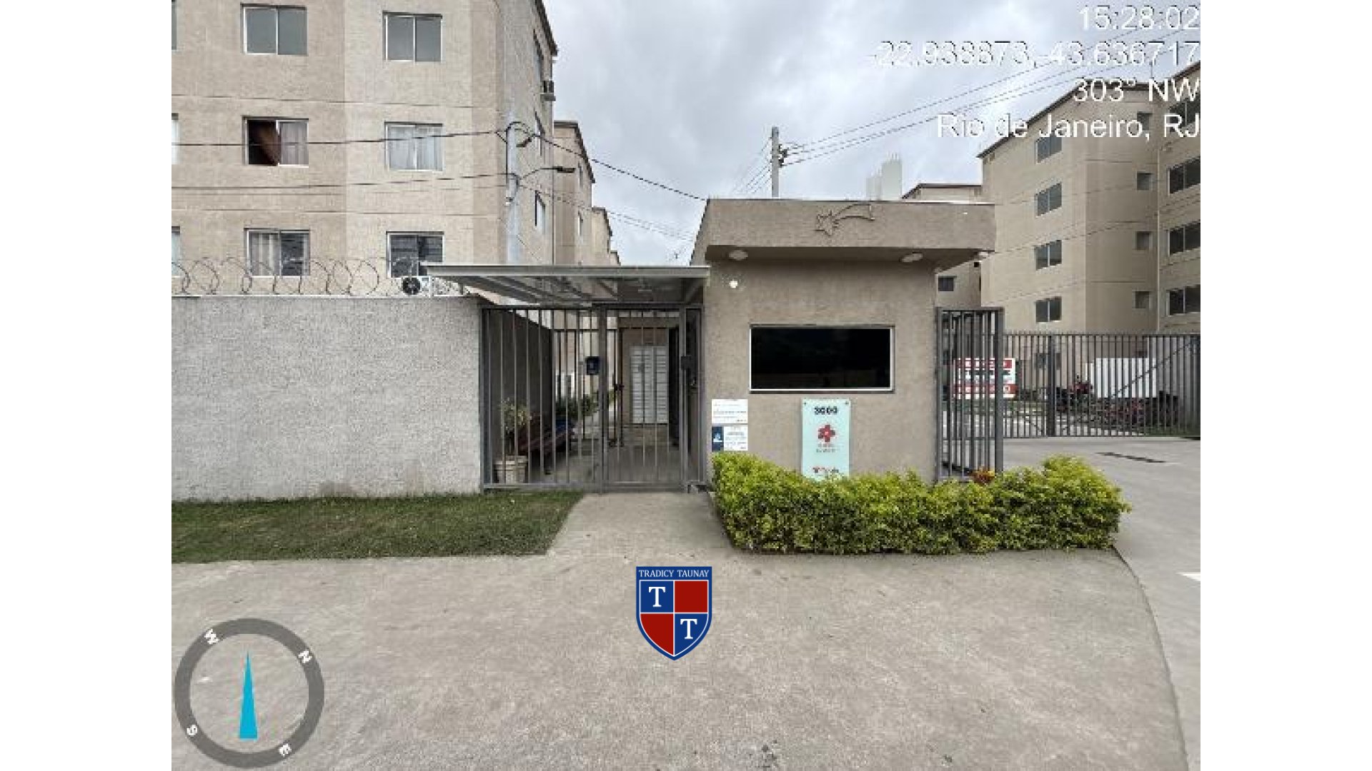 APARTAMENTO em SANTA CRUZ
