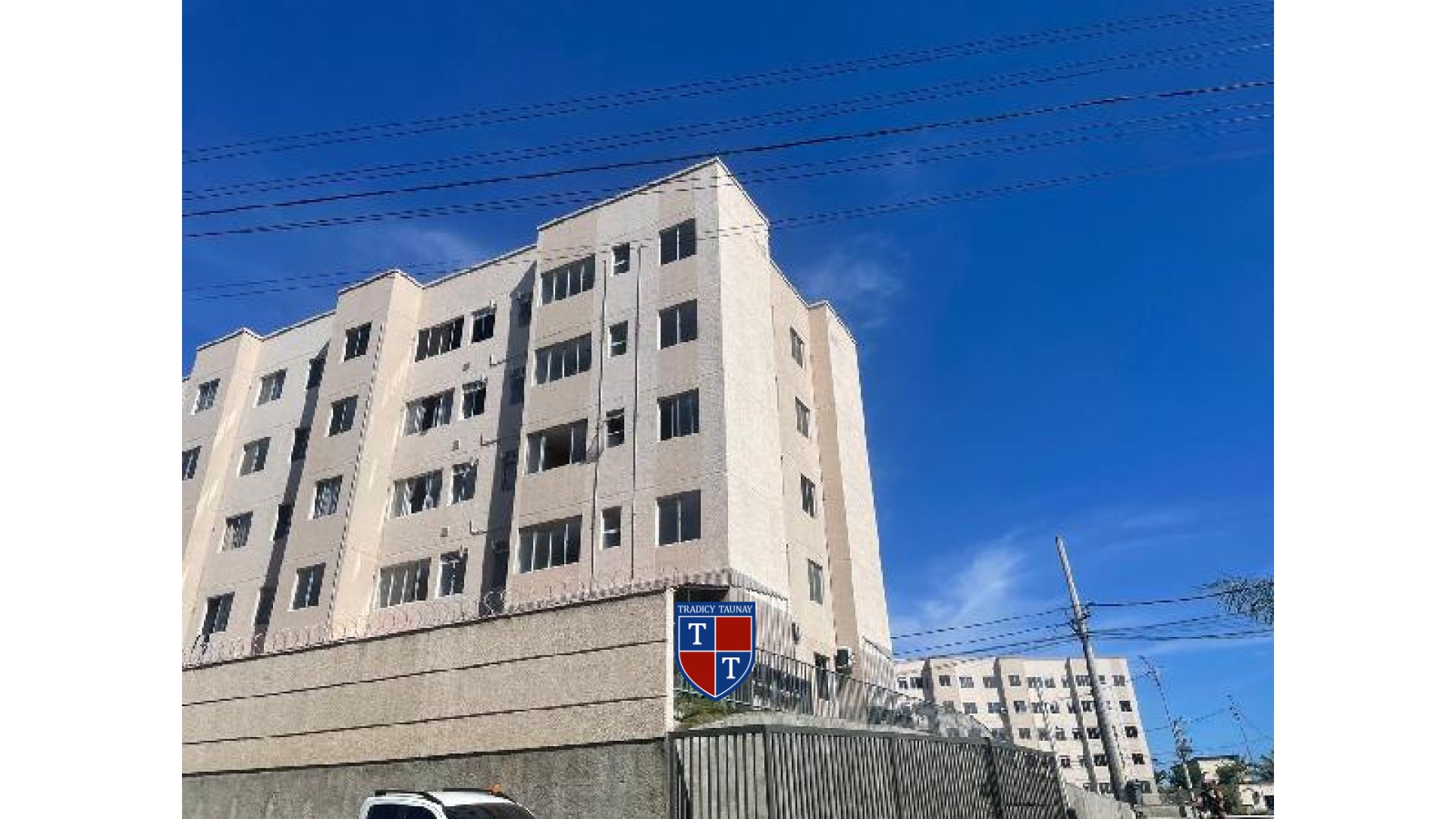 APARTAMENTO em SANTA CRUZ