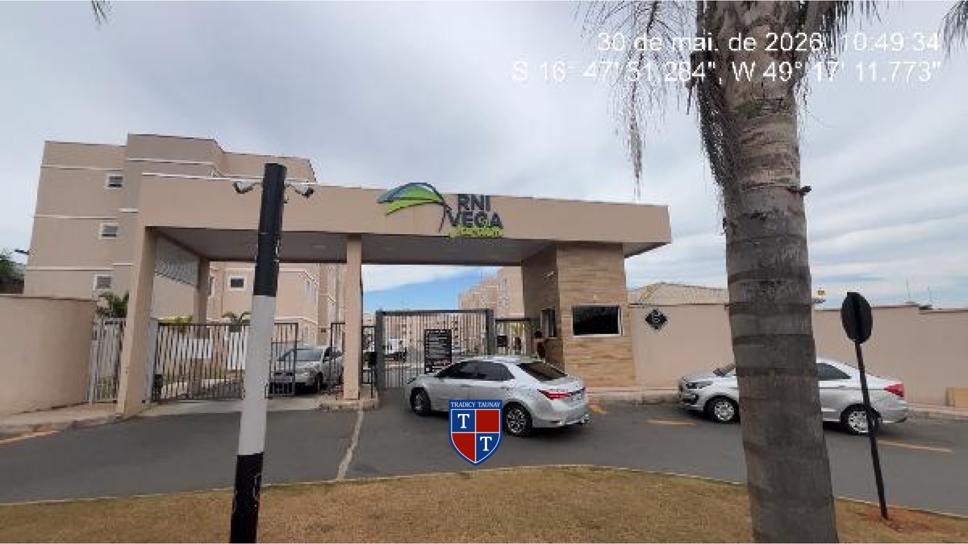 APARTAMENTO em VILA OLIVEIRA