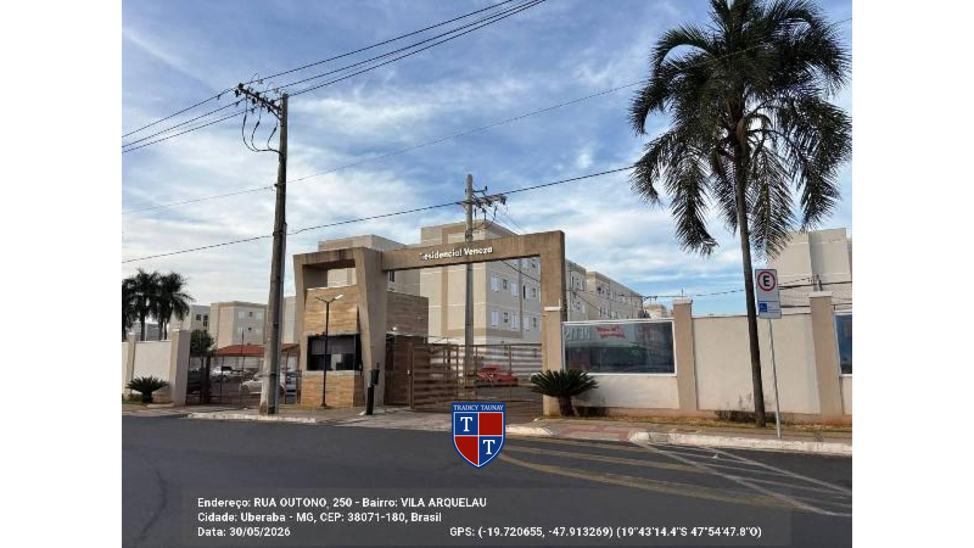 APARTAMENTO em VILA ARQUELAU