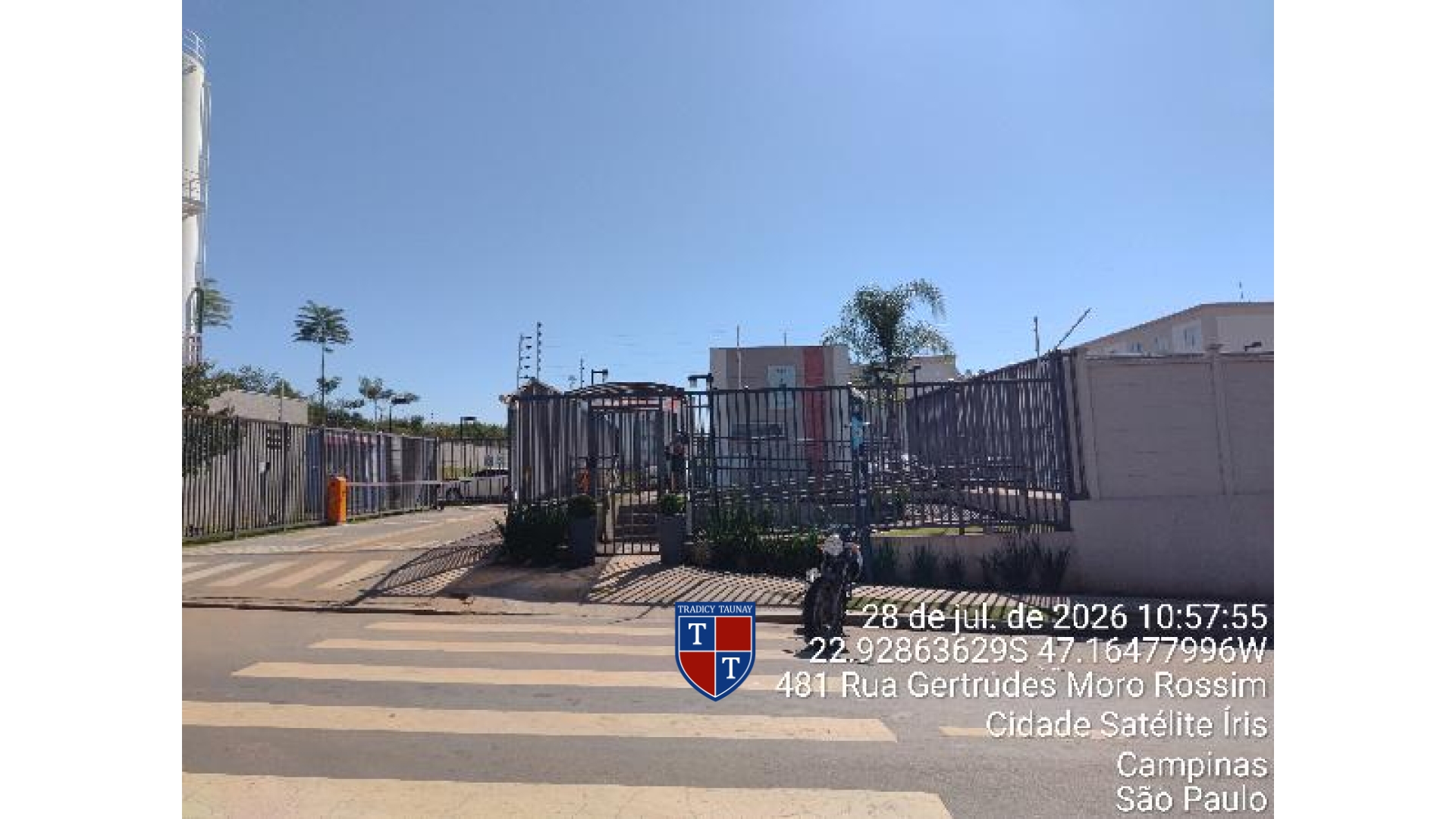 APARTAMENTO em JARDIM ROSSIN