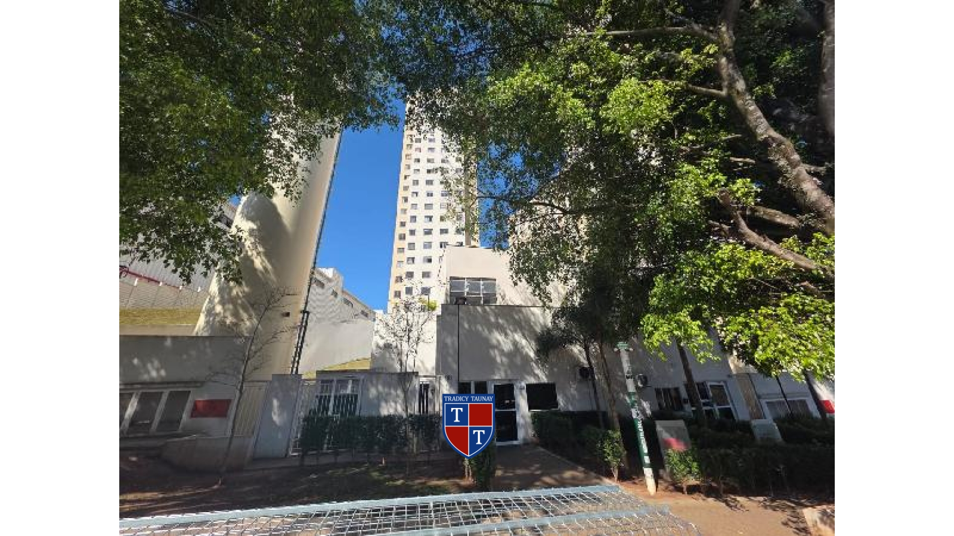 Foto 1 de APARTAMENTO em GUAIANAZES, SAO PAULO/SP - Imóvel Retomado CAIXA Ref 8787718005434