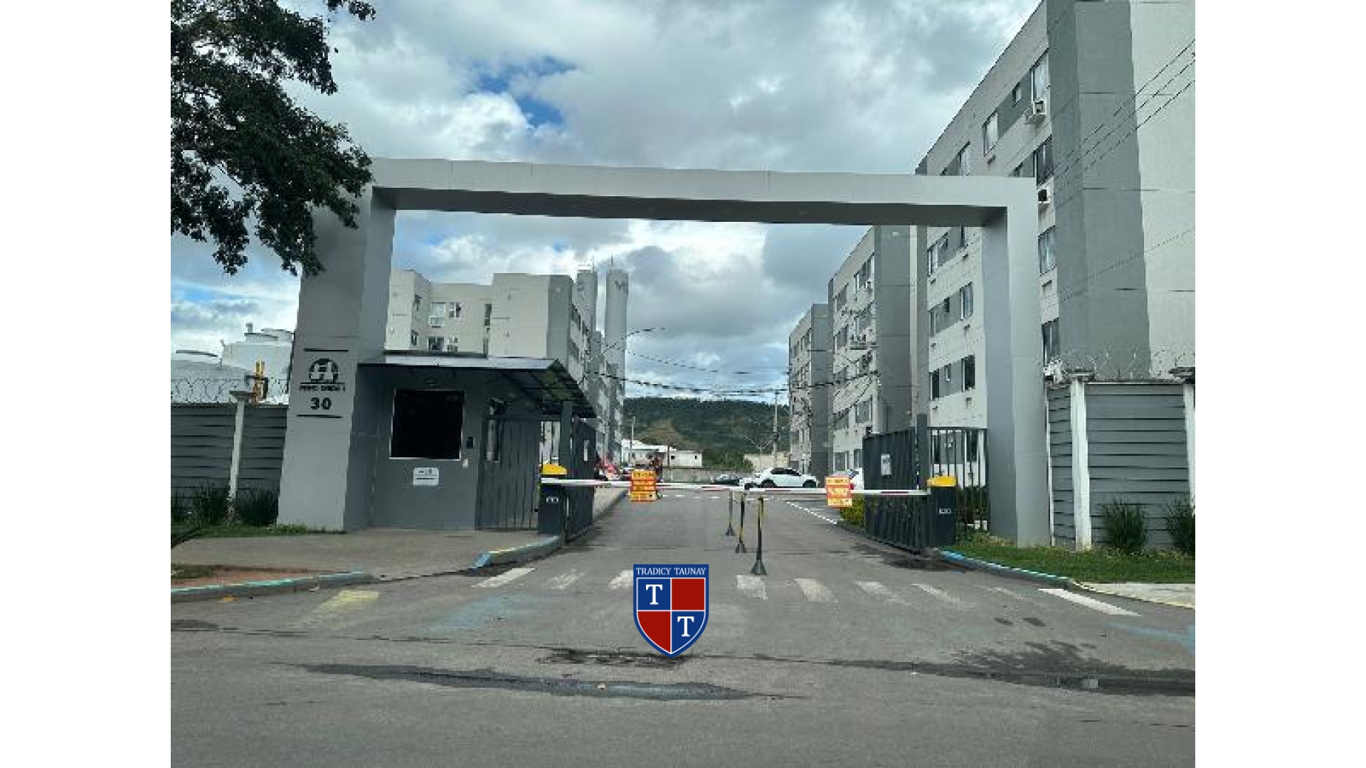 APARTAMENTO em CAMPO GRANDE
