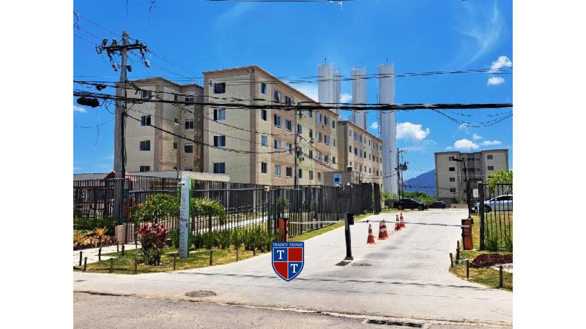 APARTAMENTO em VARGEM PEQUENA