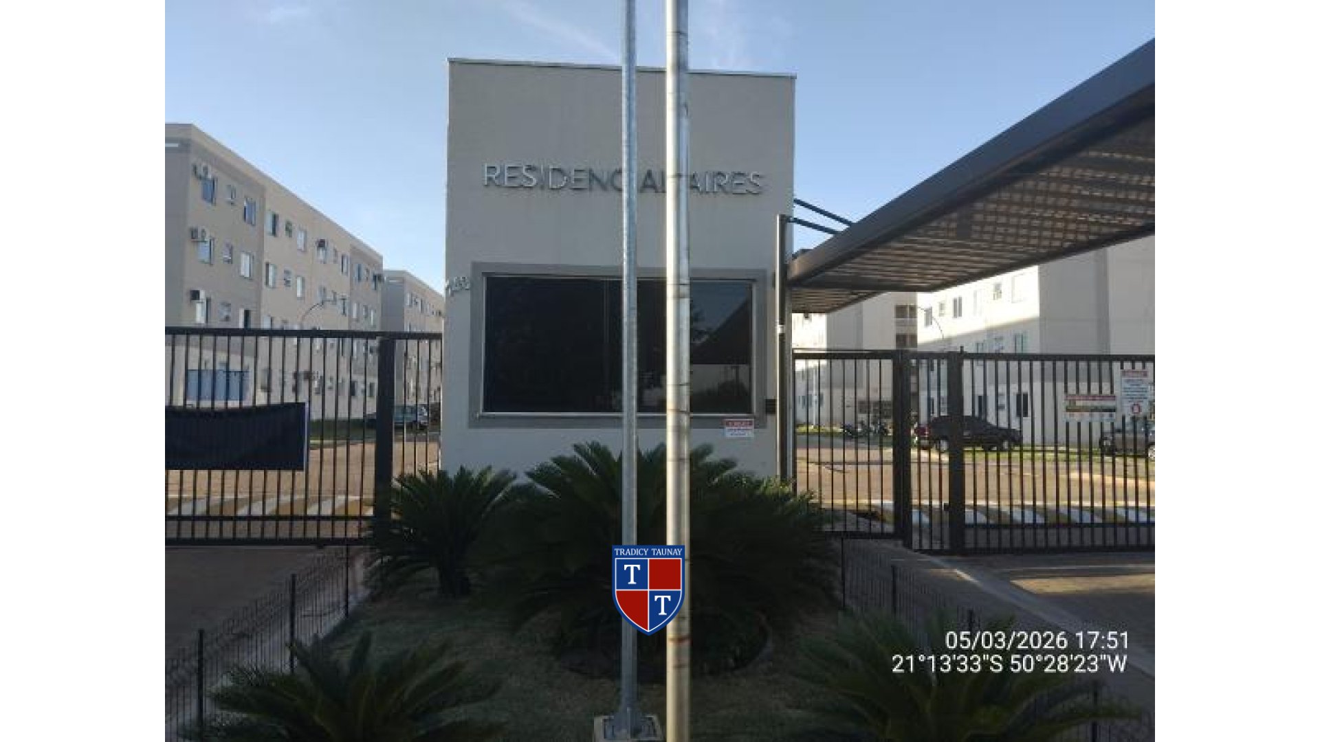 APARTAMENTO em CONJUNTO HABITACIONAL CLAUDIONOR CINTI