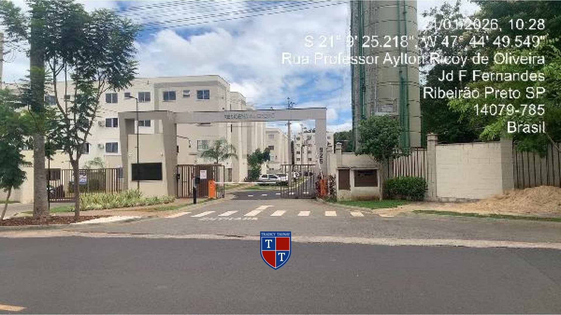 APARTAMENTO em JARDIM OURO BRANCO