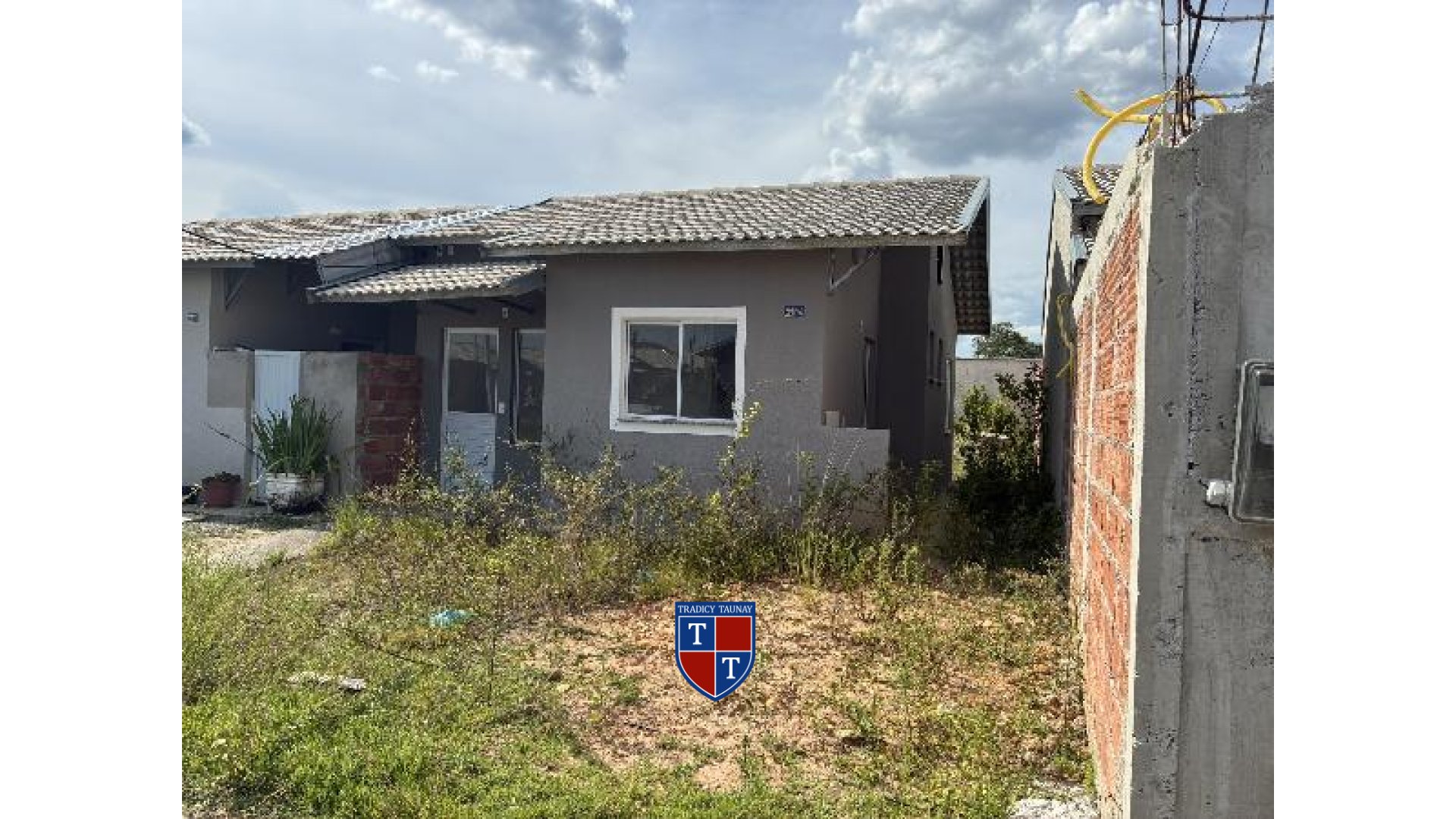 CASA em CALUGE
