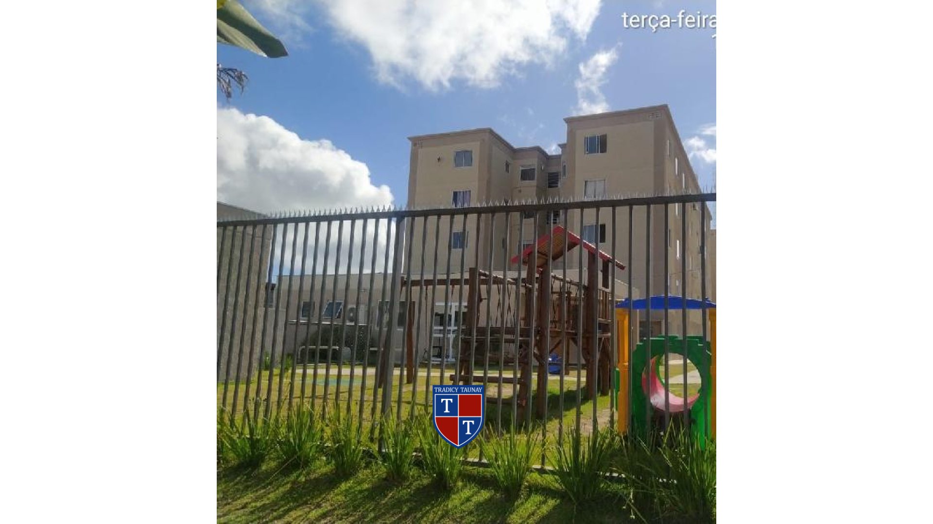 APARTAMENTO em VARGEM PEQUENA