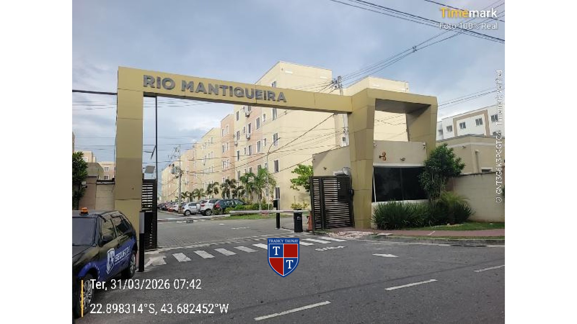 APARTAMENTO em FREG DE SANTA CRUZ