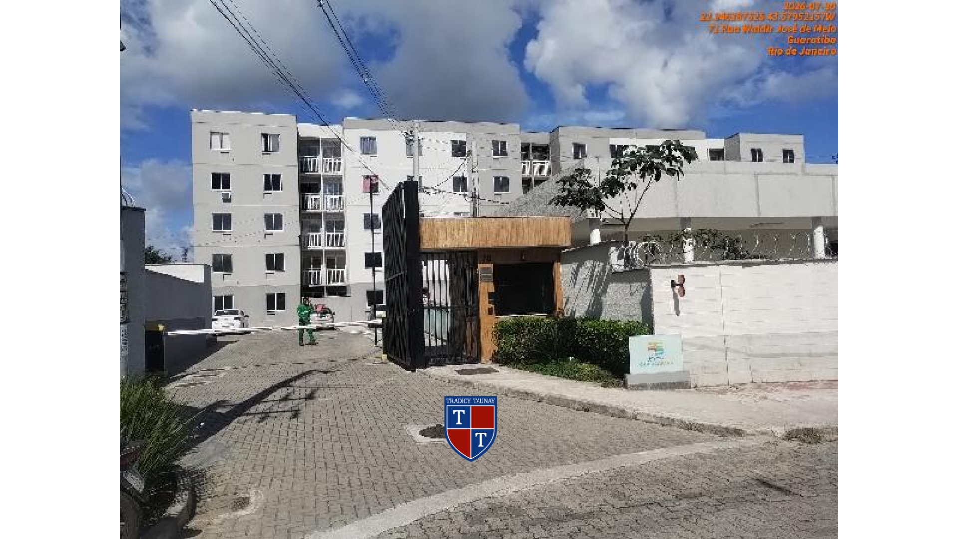 APARTAMENTO em GUARATIBA