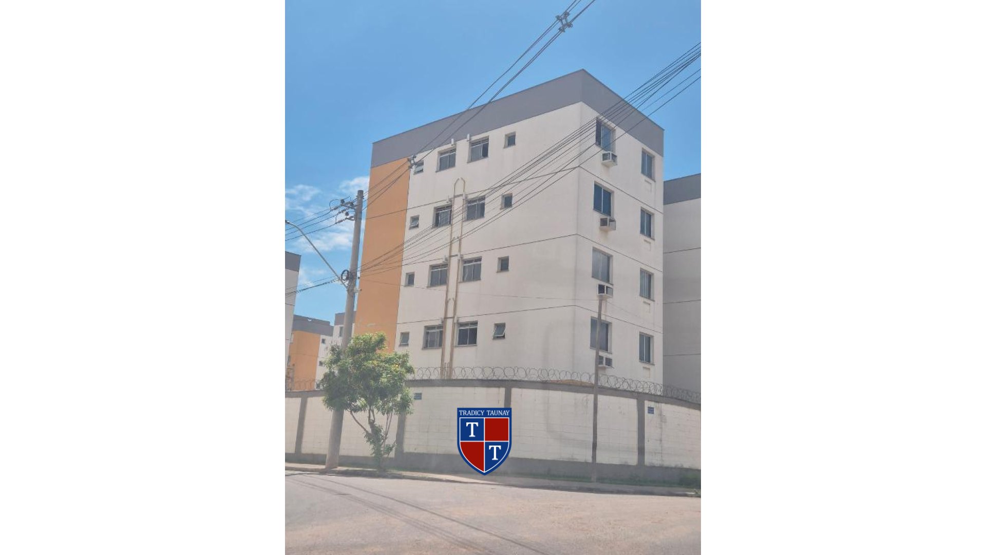 APARTAMENTO em JARDIM GRAMACHO