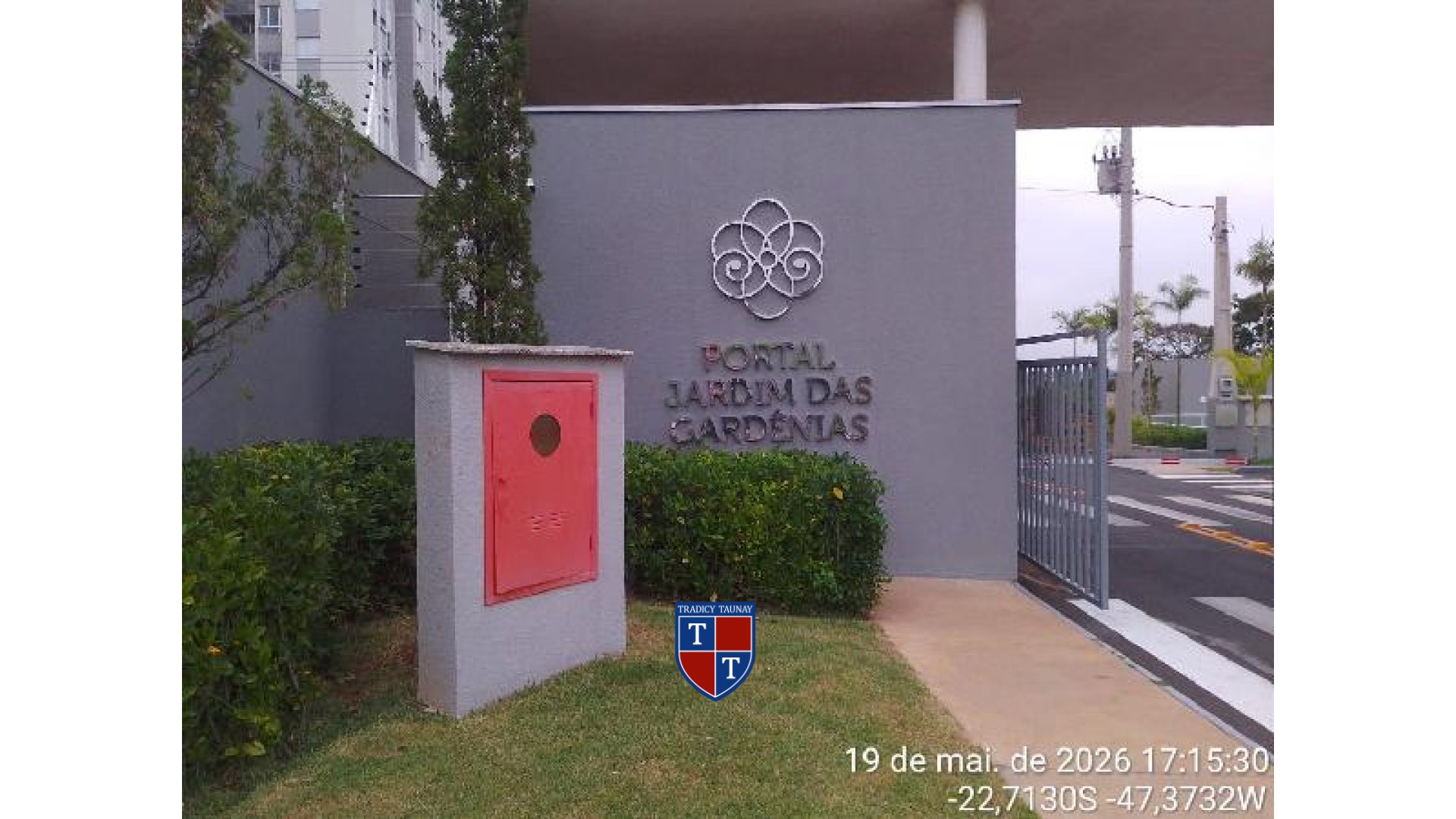 APARTAMENTO em JARDIM DOS MANACAS