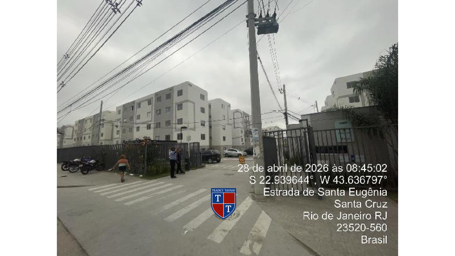 APARTAMENTO em SANTA CRUZ