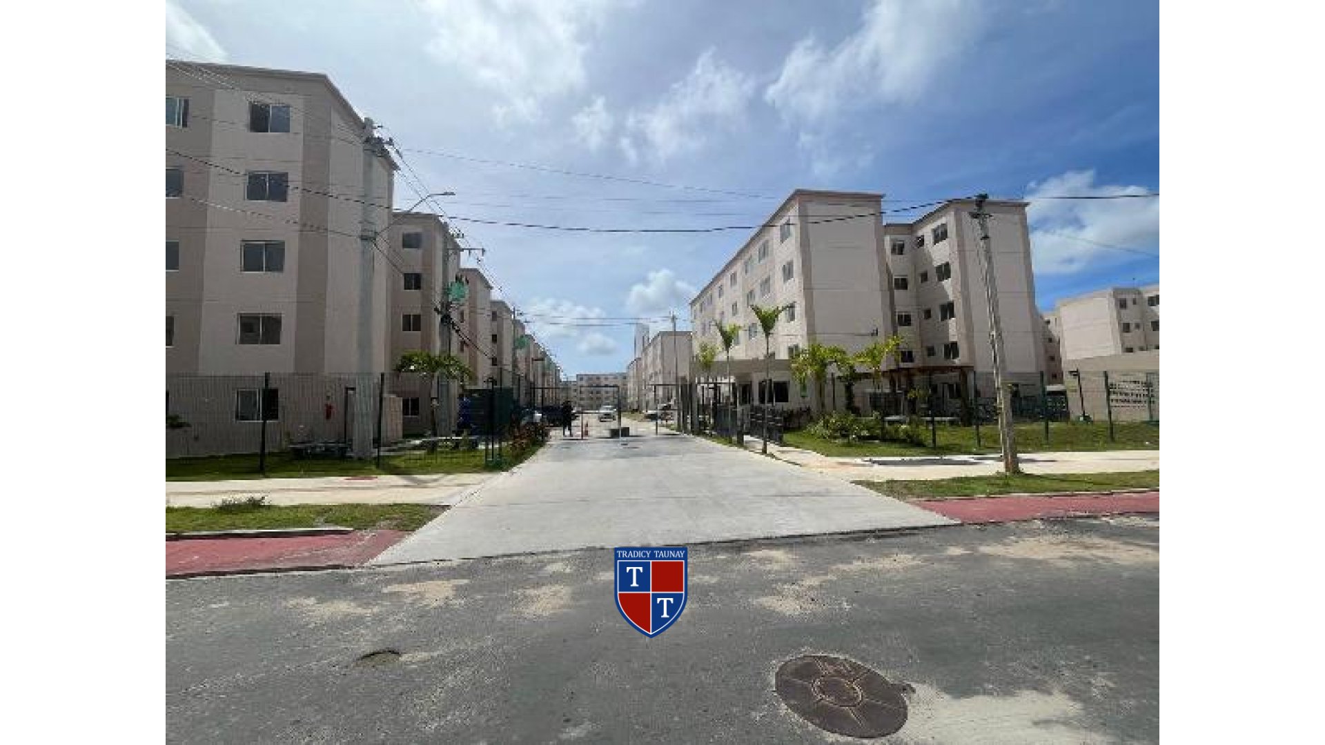 Foto 1 de APARTAMENTO em AREIA BRANCA, SALVADOR/BA - Imóvel Retomado CAIXA Ref 8787718948100