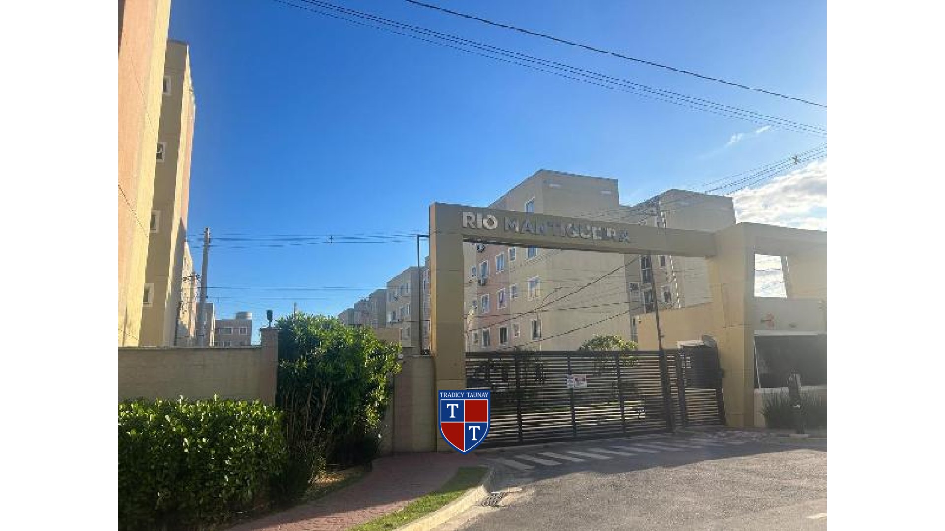 APARTAMENTO em SANTA CRUZ