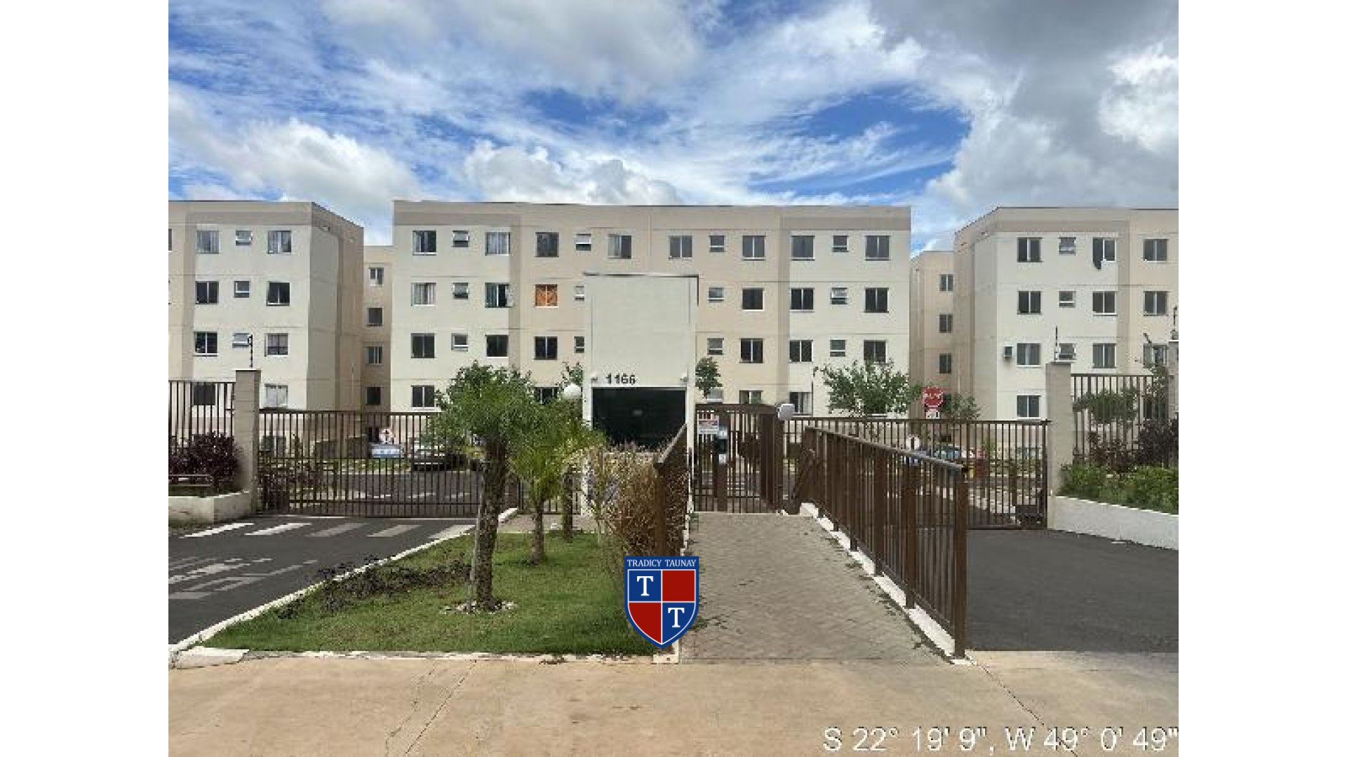 APARTAMENTO em JARDIM COUNTRY CLUB