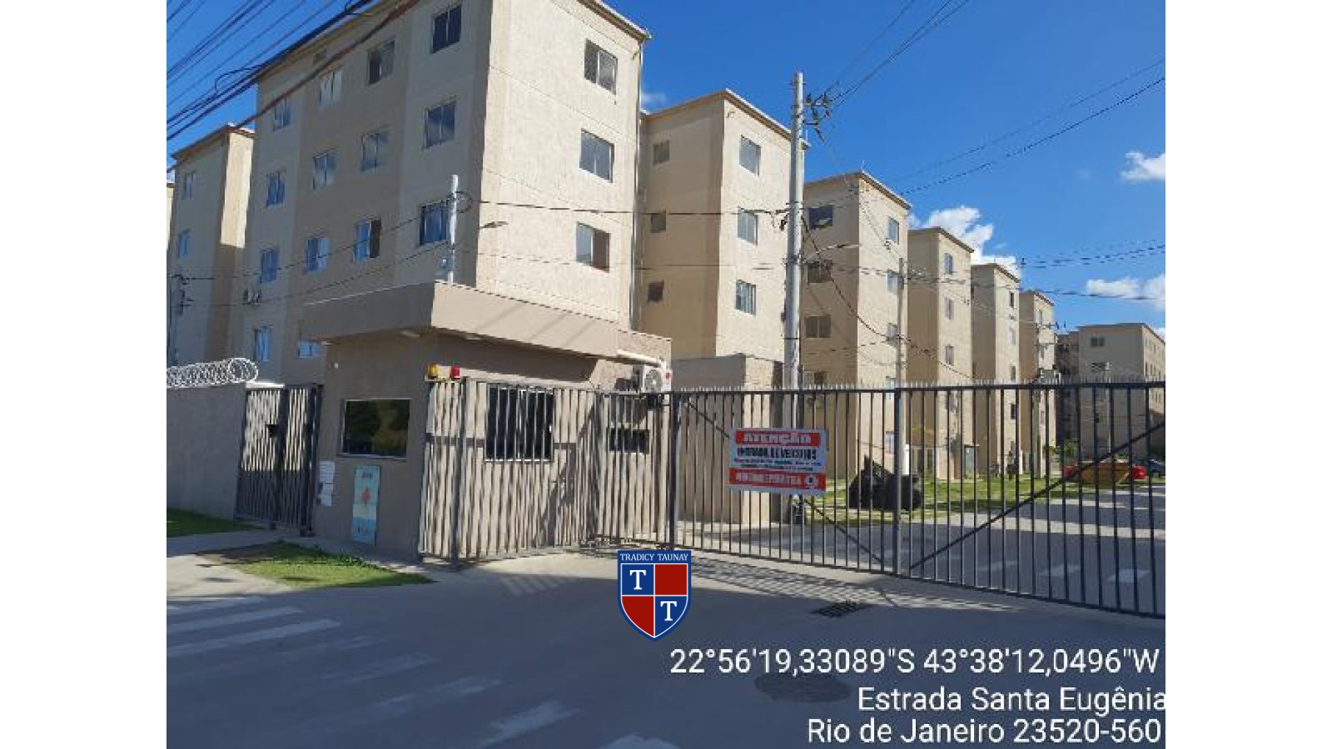 APARTAMENTO em SANTA CRUZ